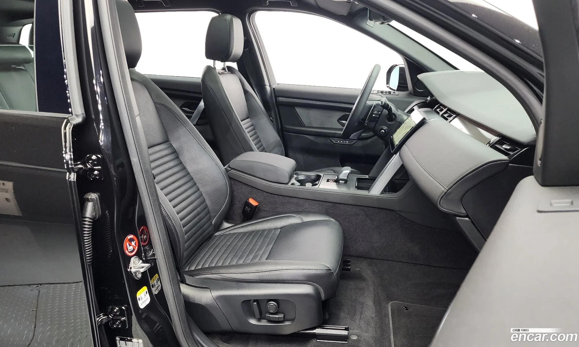 Land Rover Discovery Sport 2024 — 4