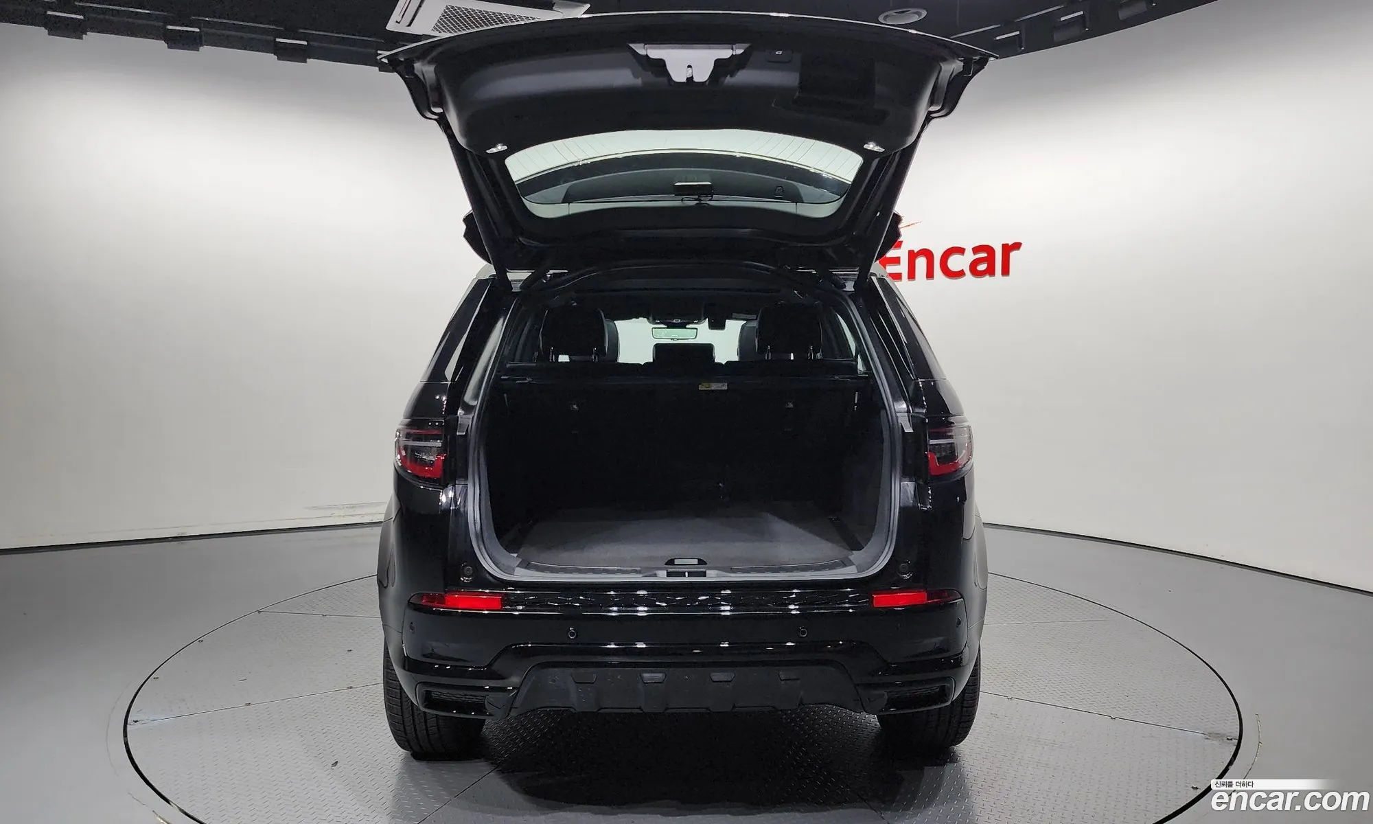 Land Rover Discovery Sport 2024 — 10
