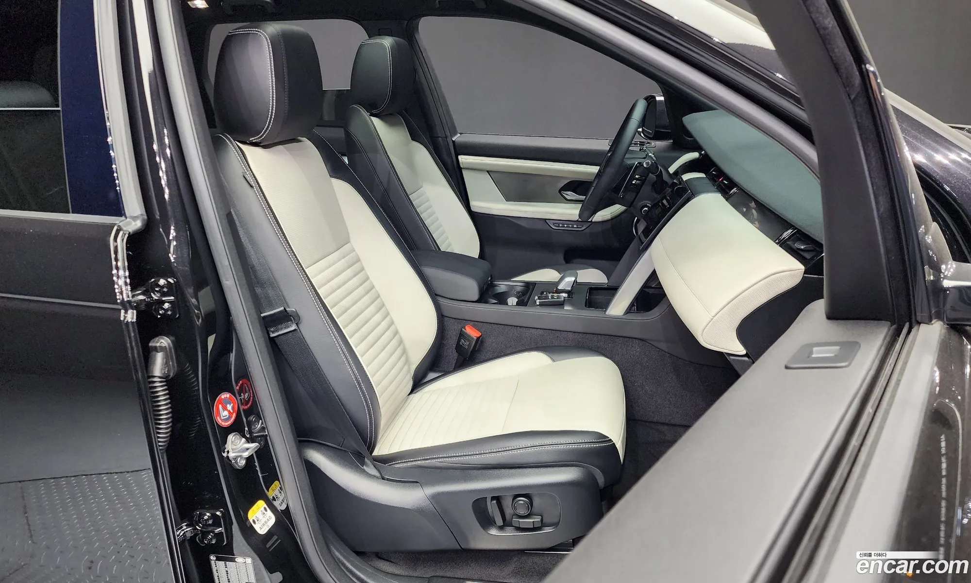 Land Rover Discovery Sport 2024 — 12