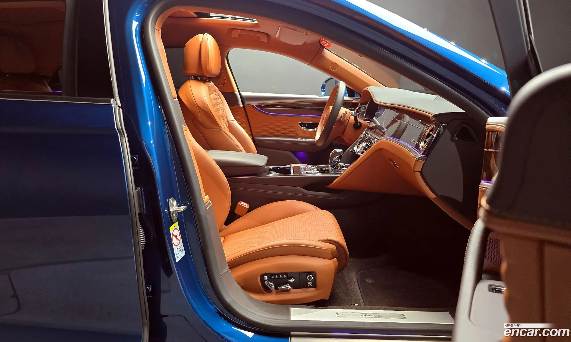 Bentley Flying Spur 2023 — 3