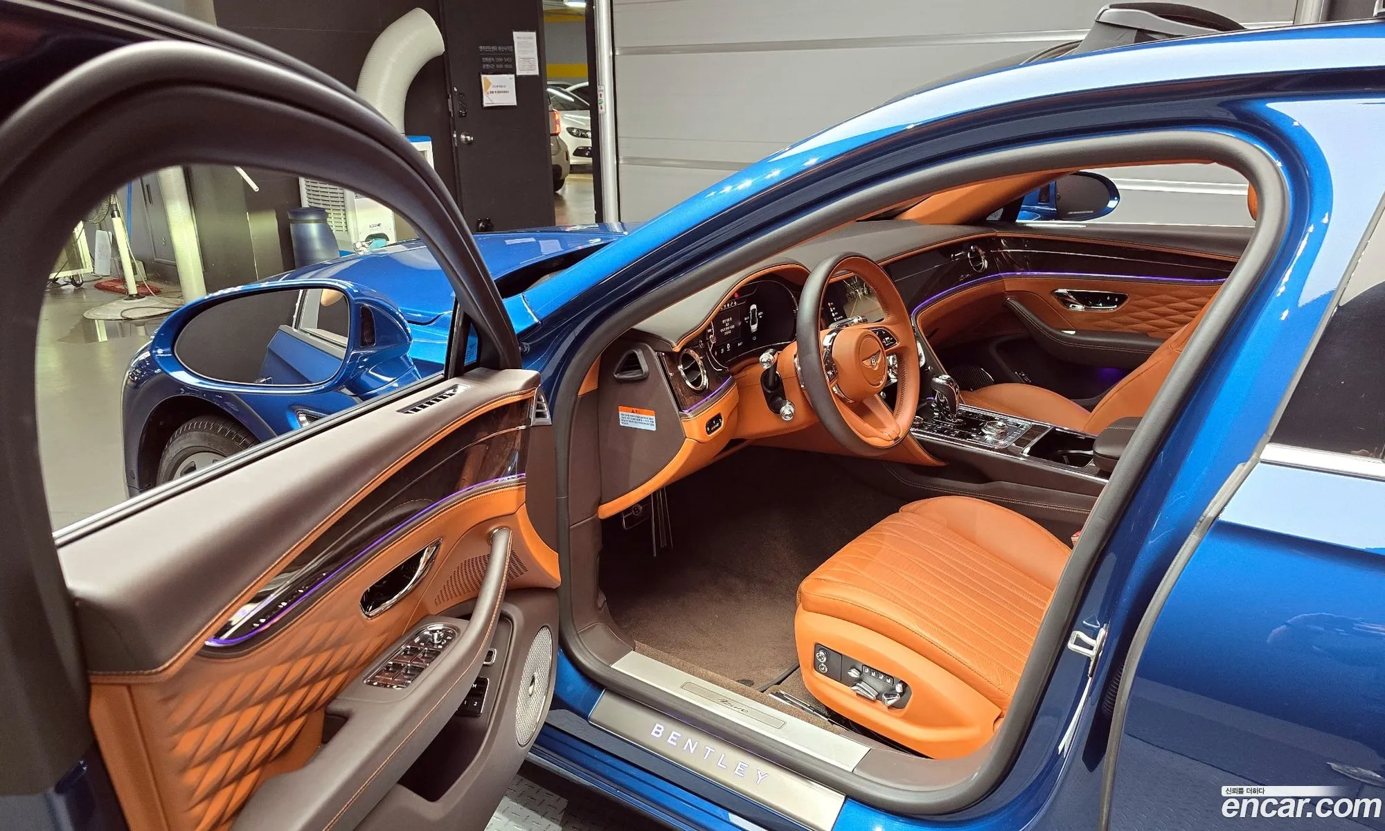 Bentley Flying Spur 2023 — 4