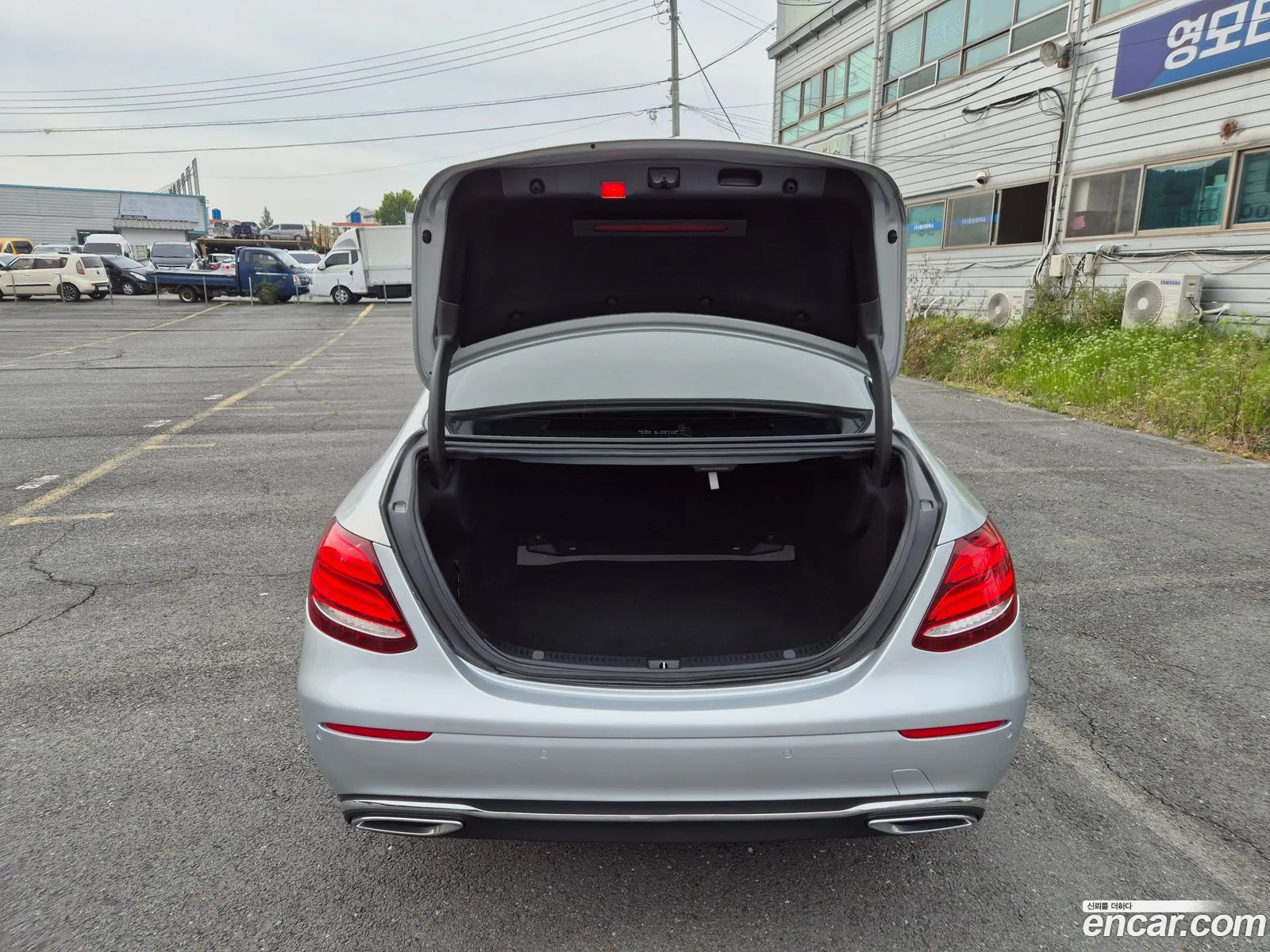 Mercedes-Benz E-Class W213 2017 — 8