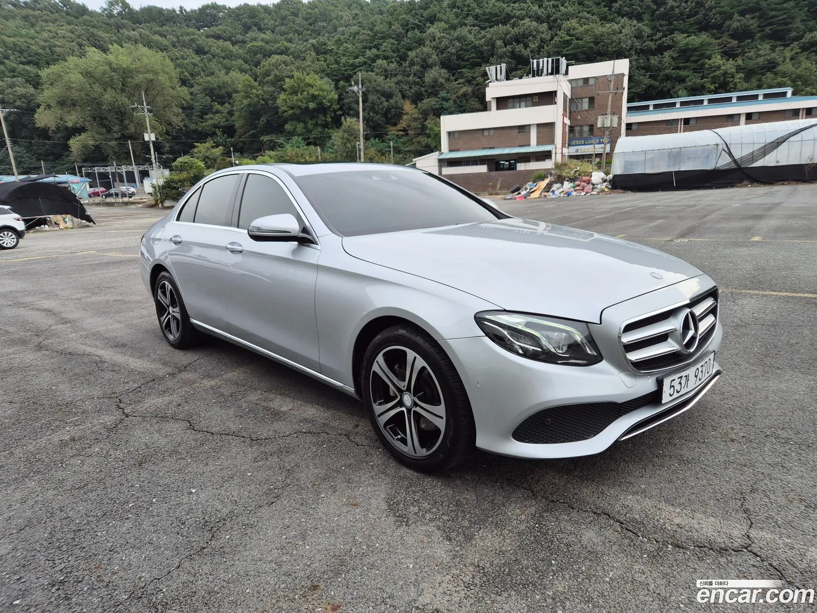 Mercedes-Benz E-Class W213 2017 — 16