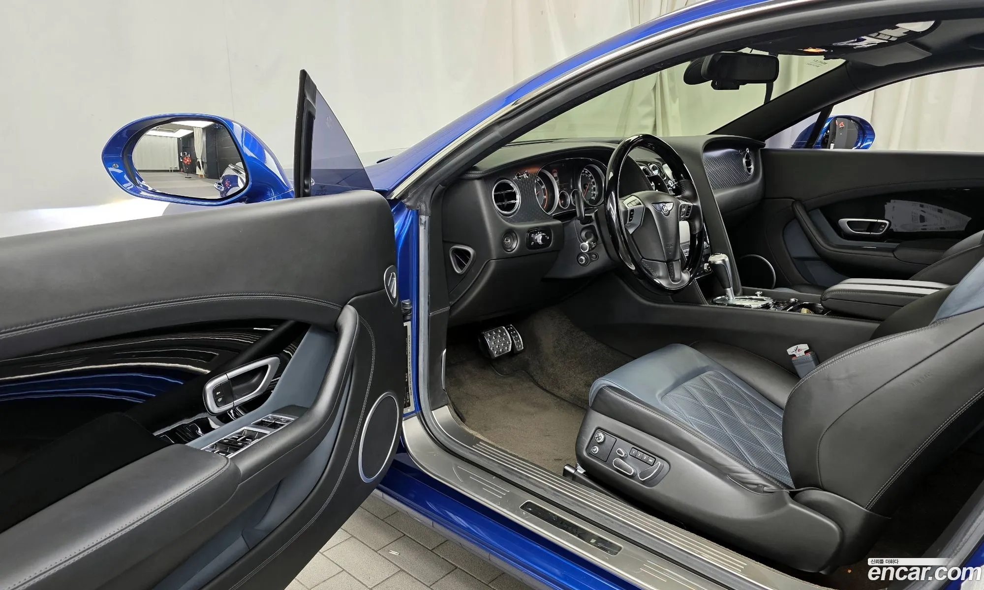 Bentley Continental GT 2013 SCBFL63W7EC088462 — 2
