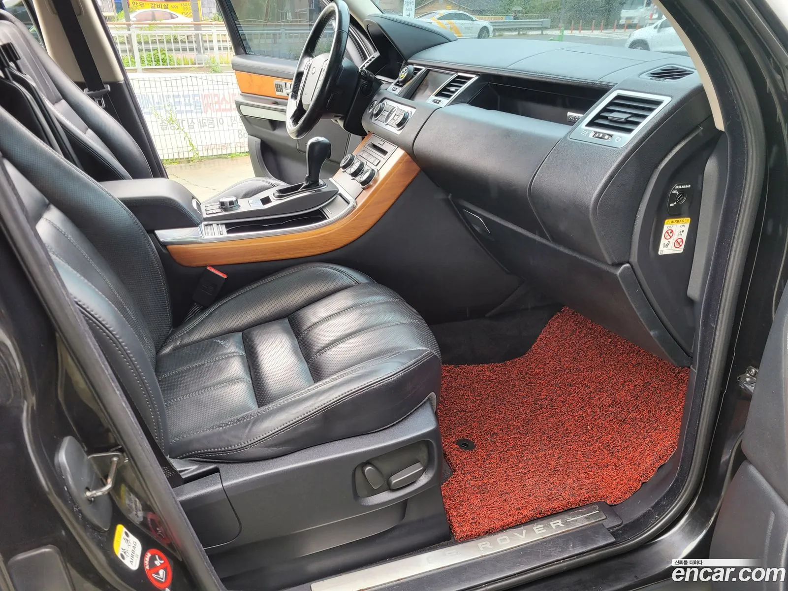 Land Rover Range Rover Sport 2010 — 18