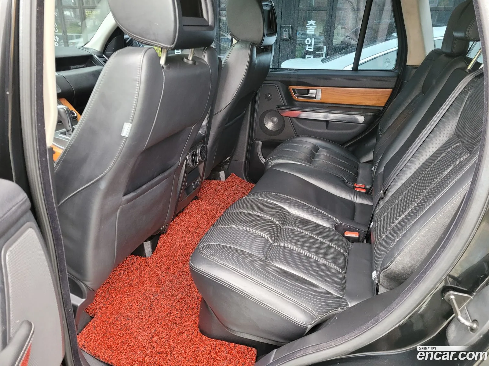 Land Rover Range Rover Sport 2010 — 4