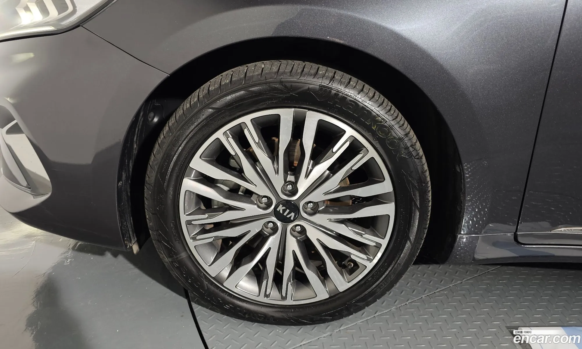 Kia K7 Premier 2019 — 9