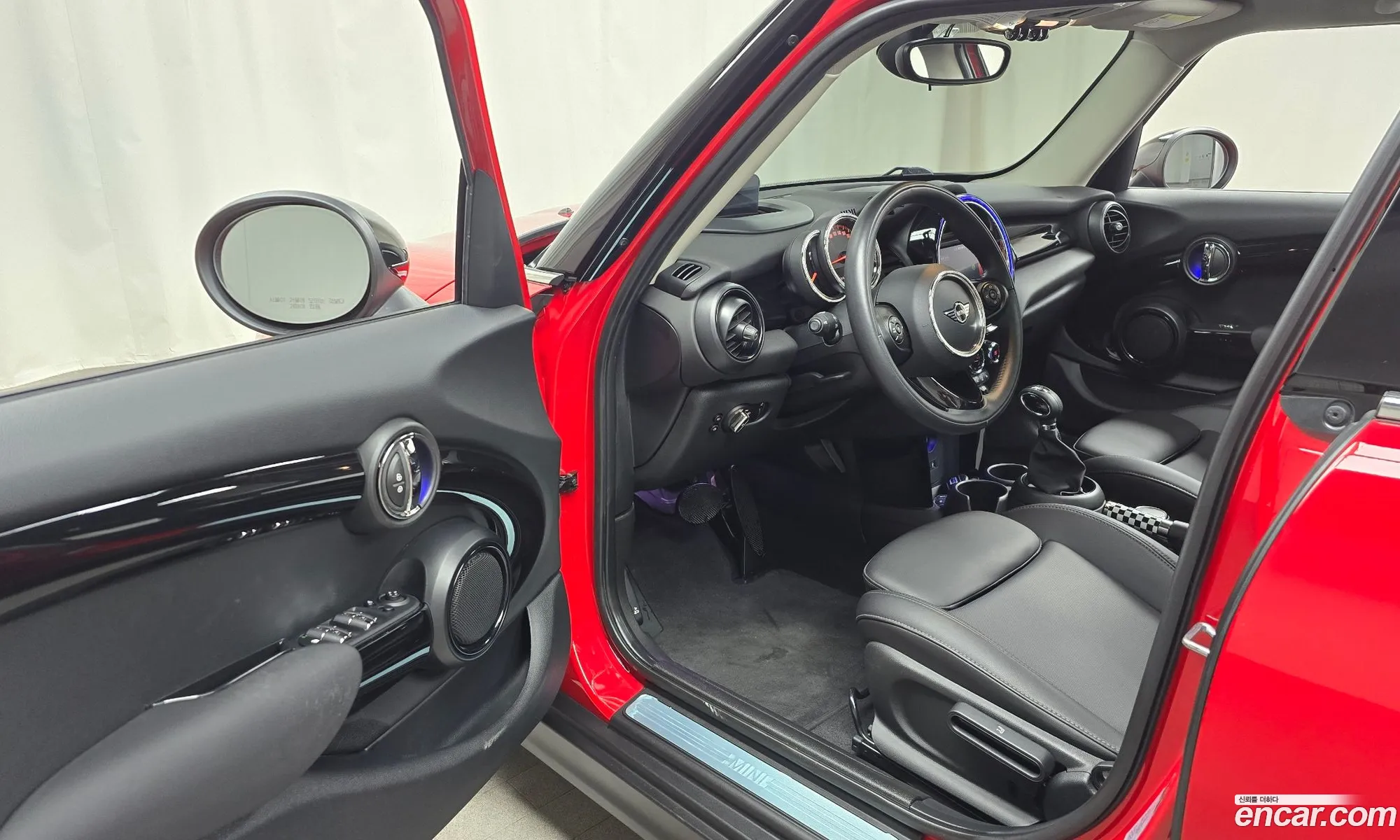 Mini Cooper 2019 WMWXU110XK2H35213 — 4