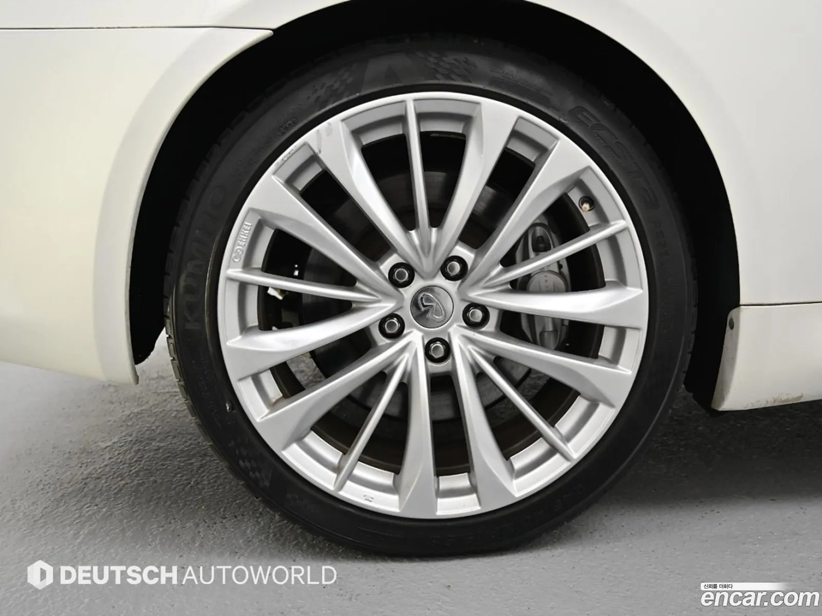 Infiniti Q60 2014 — 16