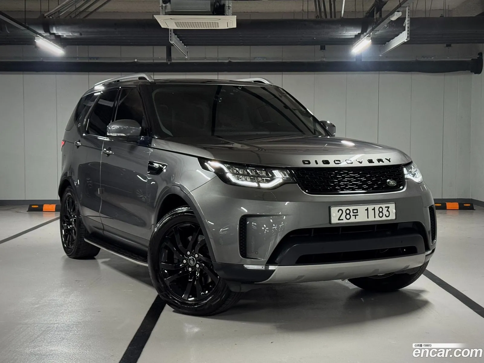 Land Rover Discovery 5 2017 — 17