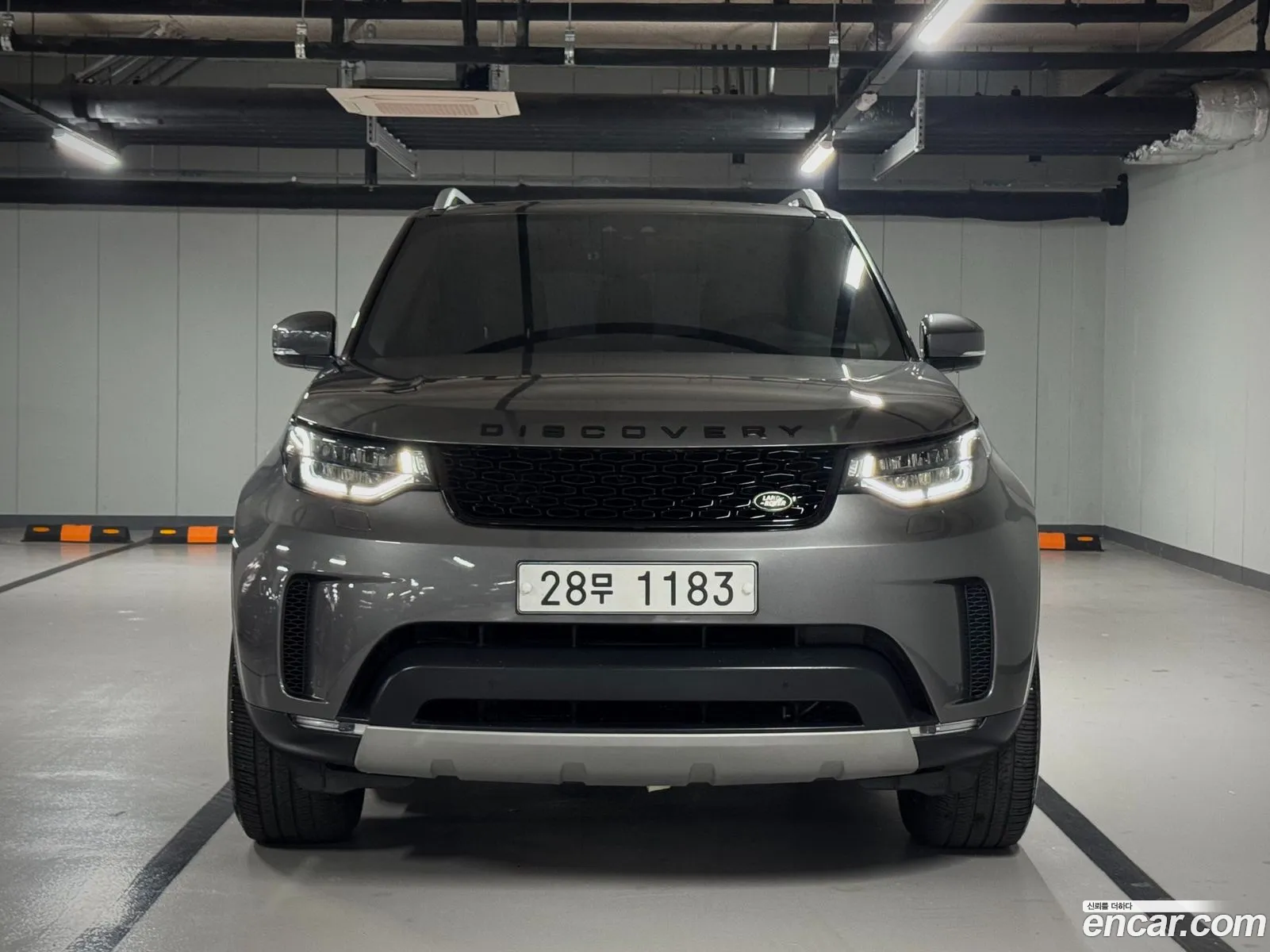 Land Rover Discovery 5 2017 — 18