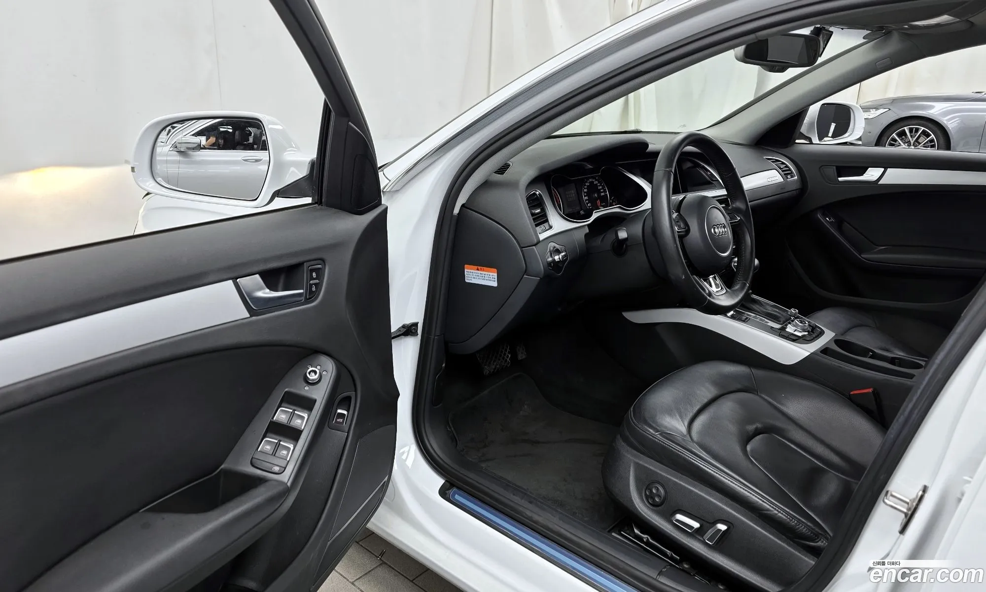 Audi A4 2015 WAUZZZ8K0GN010822 — 13