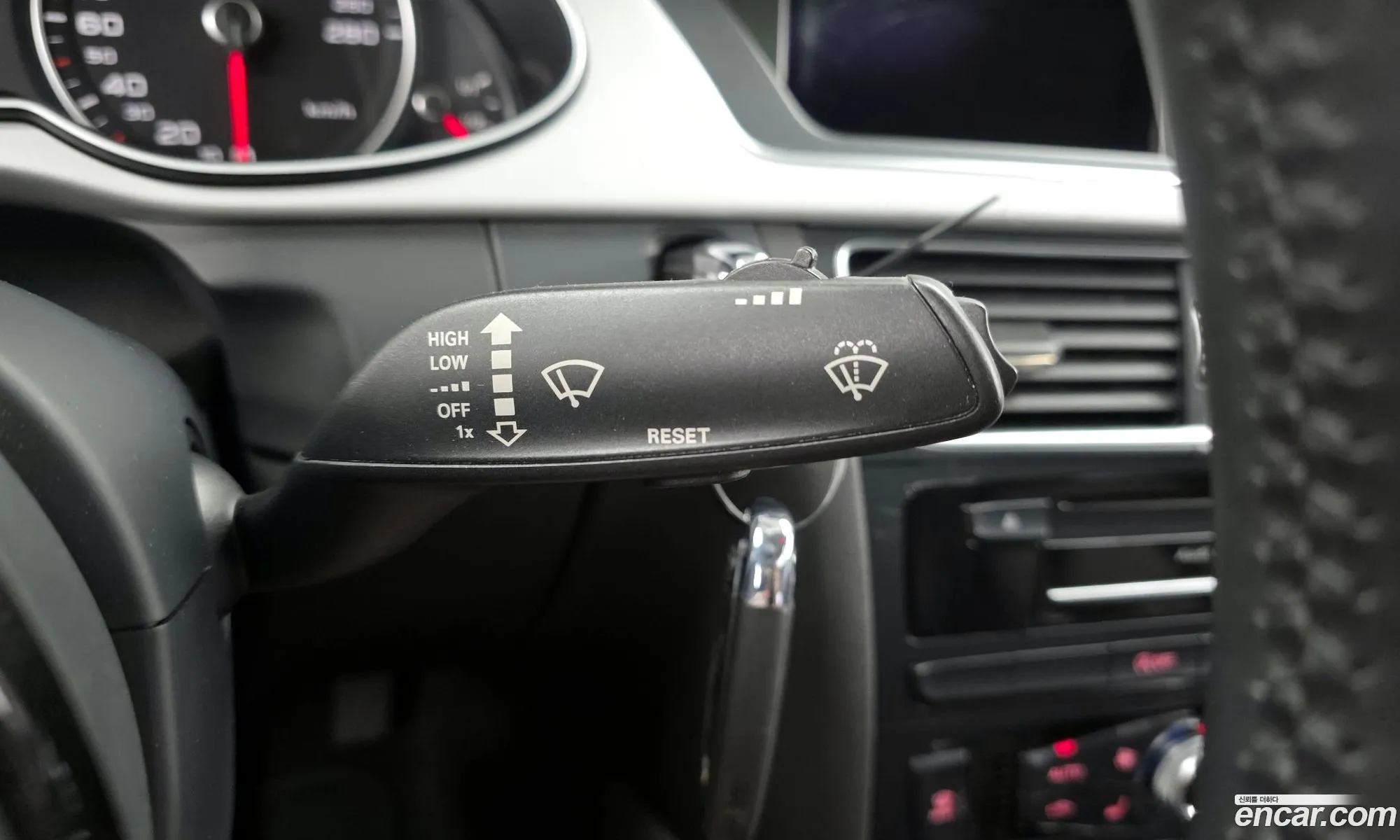 Audi A4 2015 WAUZZZ8K0GN010822 — 7
