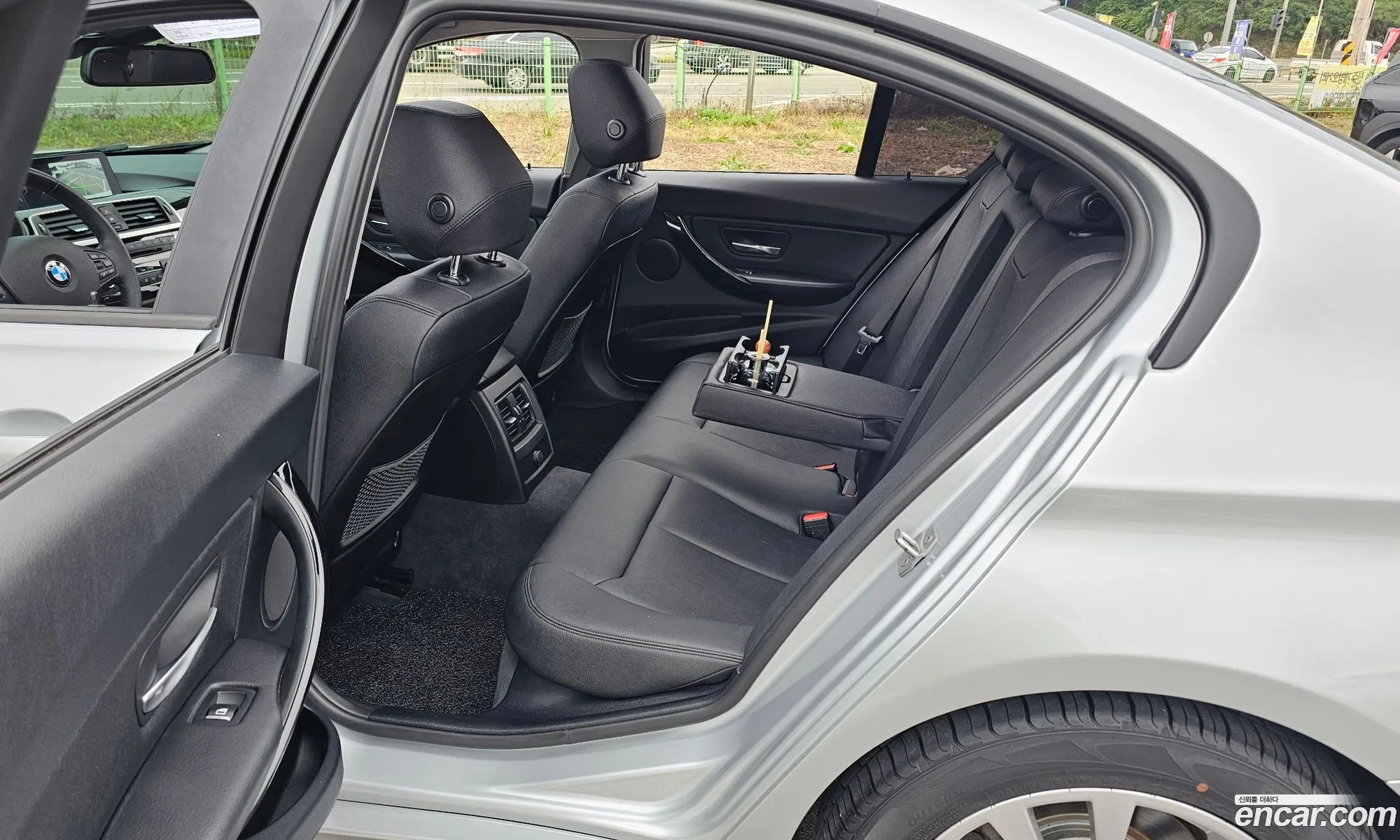 BMW 3 Series 2017 WBA8C5108HK855256 — 19