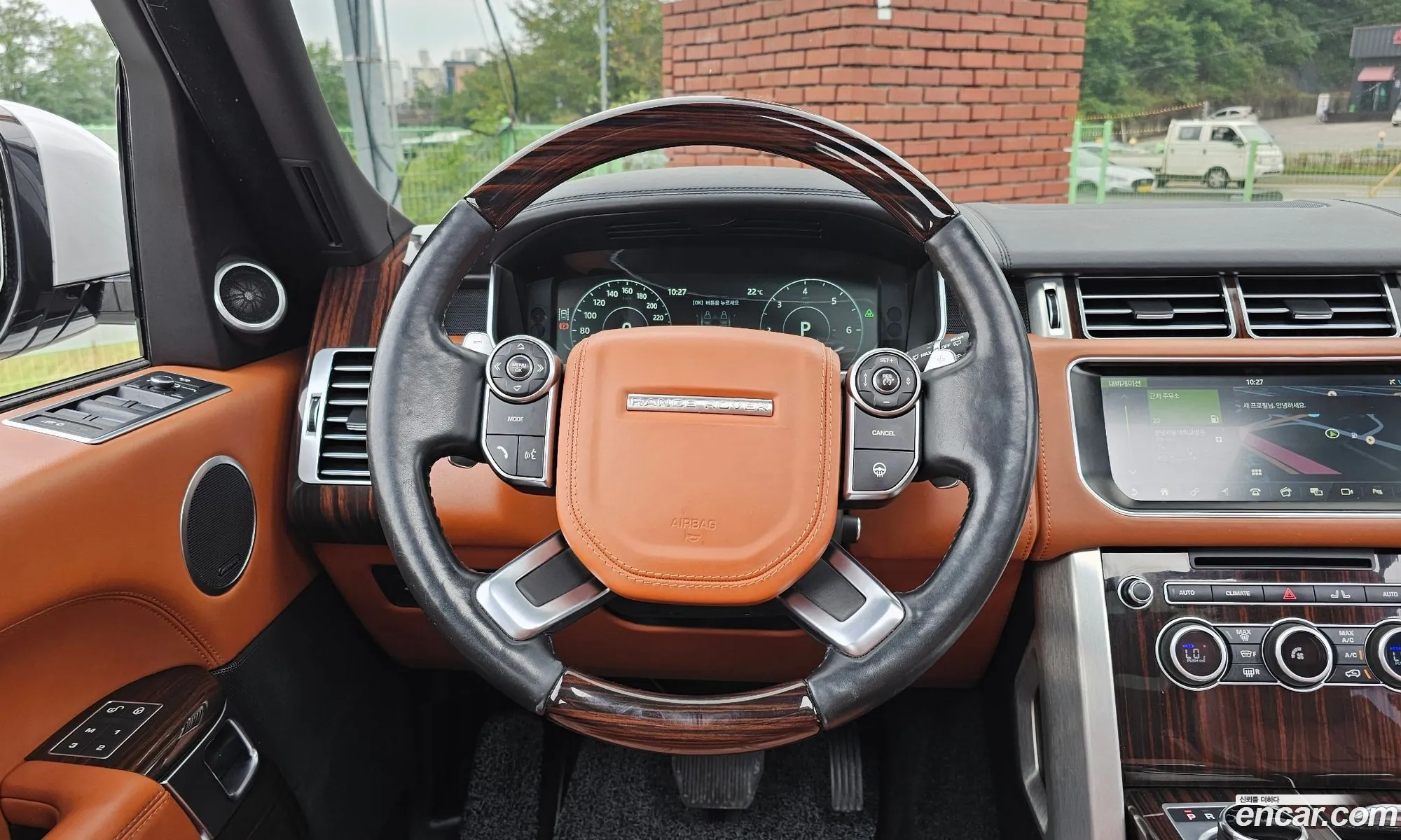 Land Rover Range Rover 2017 SALGA2FJ0HA336558 — 20