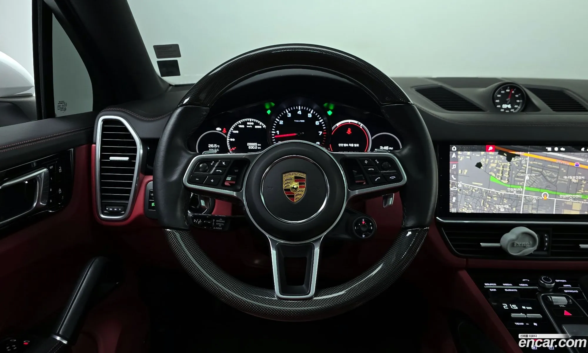 Porsche Cayenne 2021 — 10