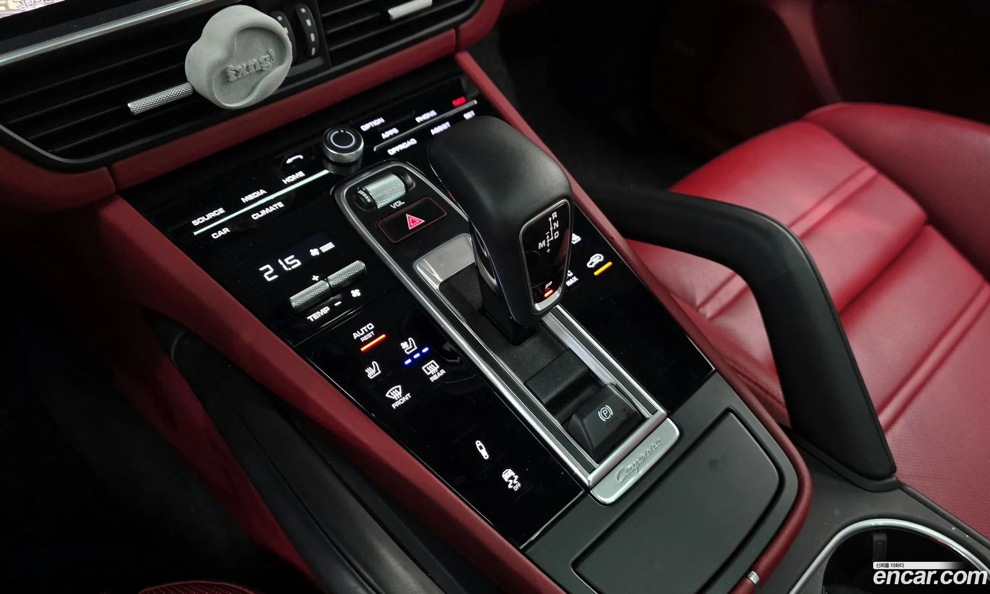 Porsche Cayenne 2021 — 20