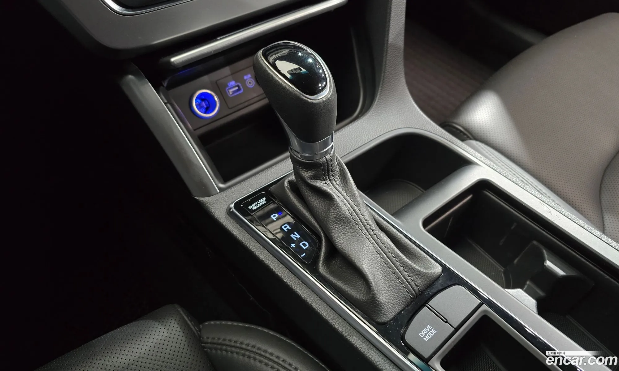 Hyundai LF Sonata 2017 — 17