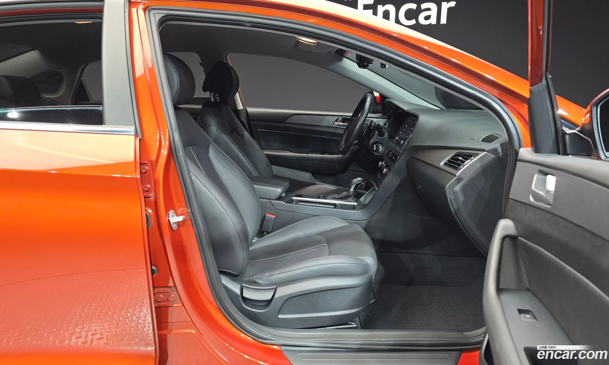 Hyundai LF Sonata 2017 — 18