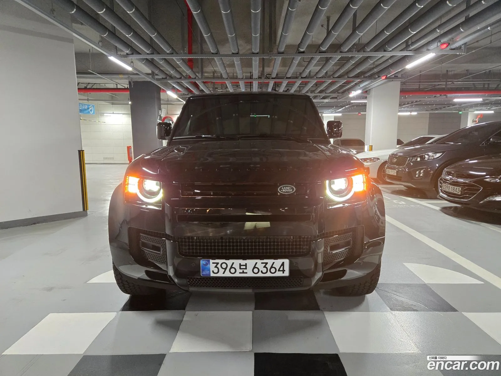 Land Rover Defender 2025 — 15