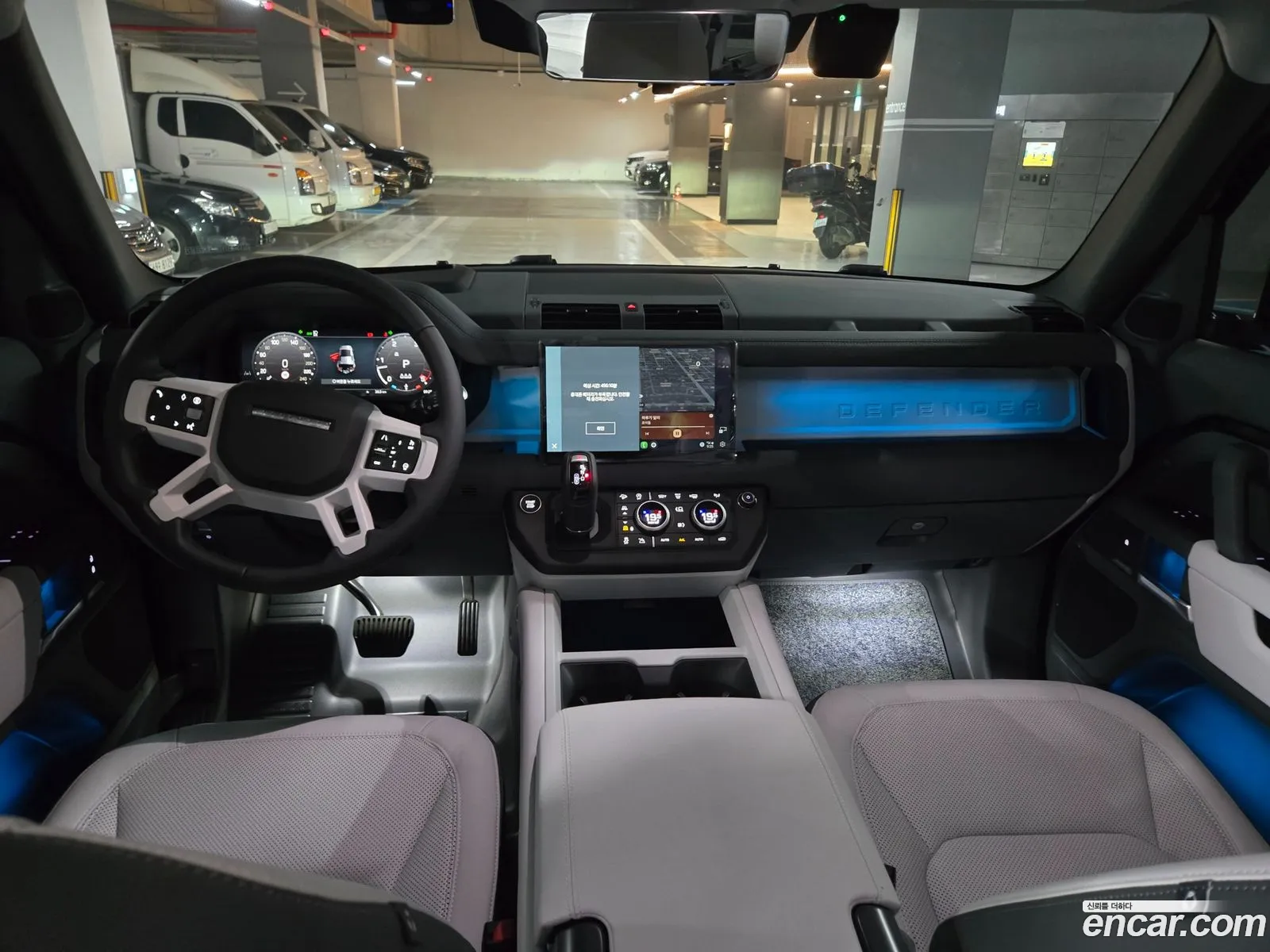 Land Rover Defender 2025 — 20