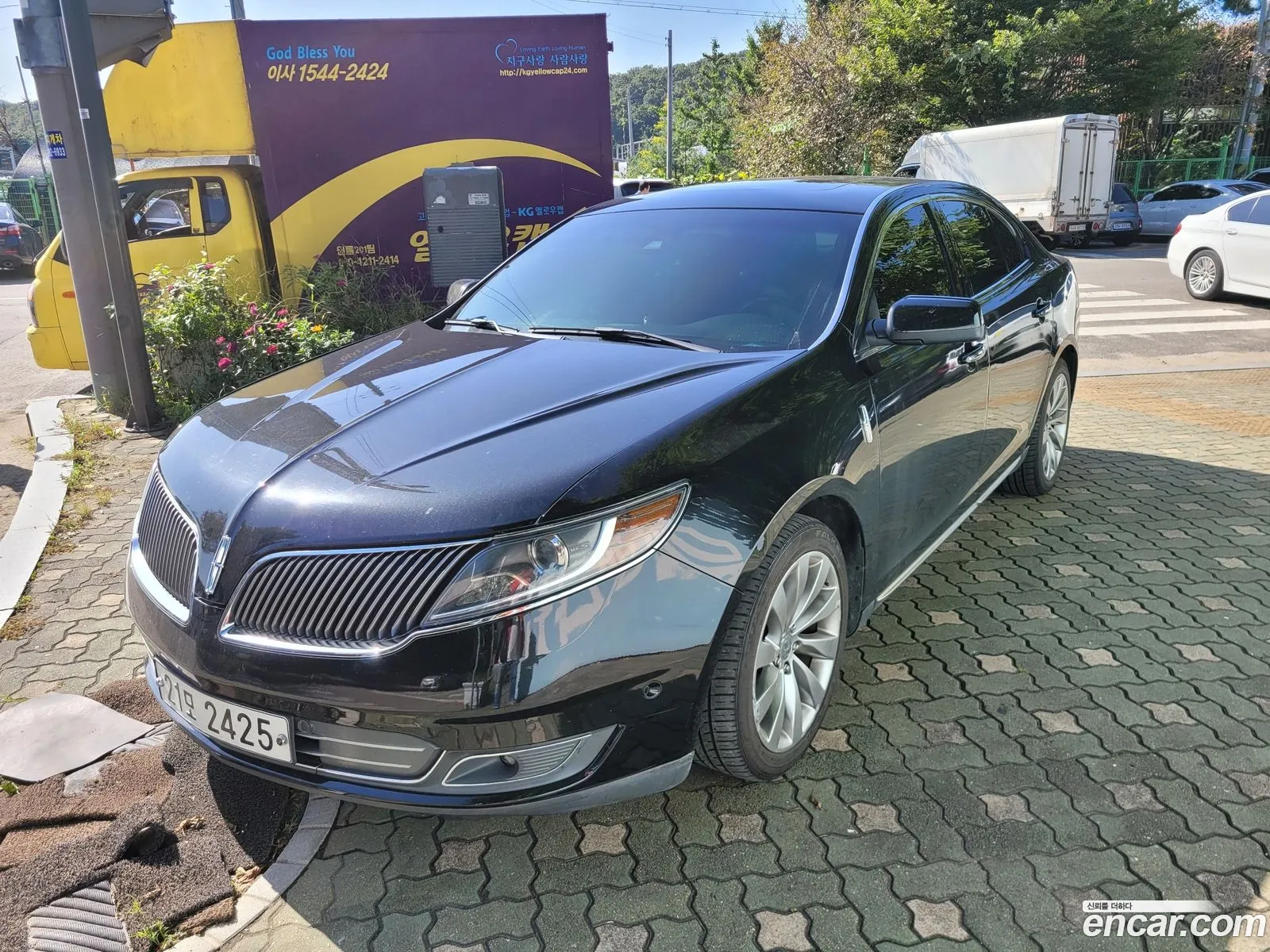 Lincoln MKS 2012 — 13
