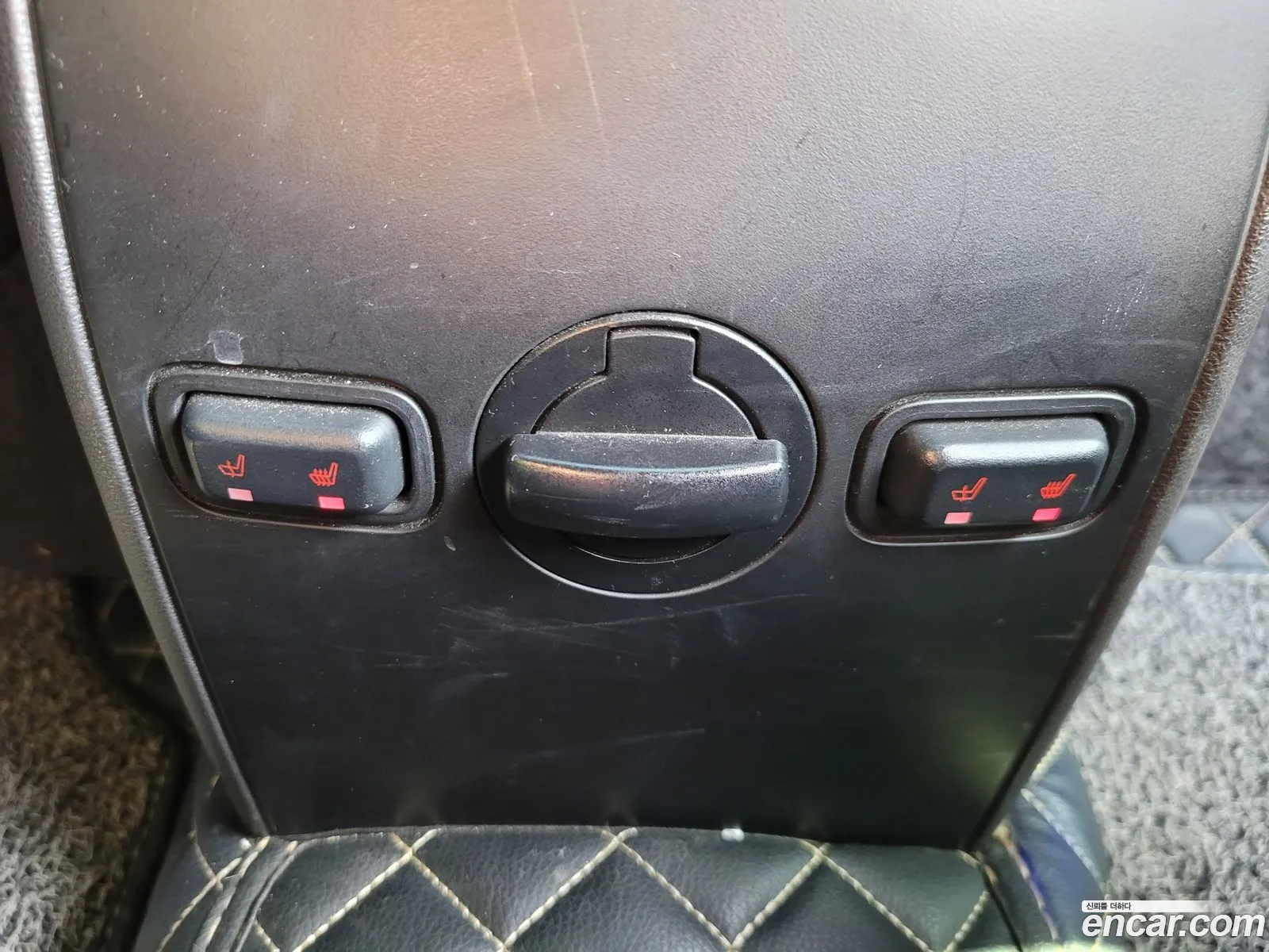 Lincoln MKS 2012 — 19