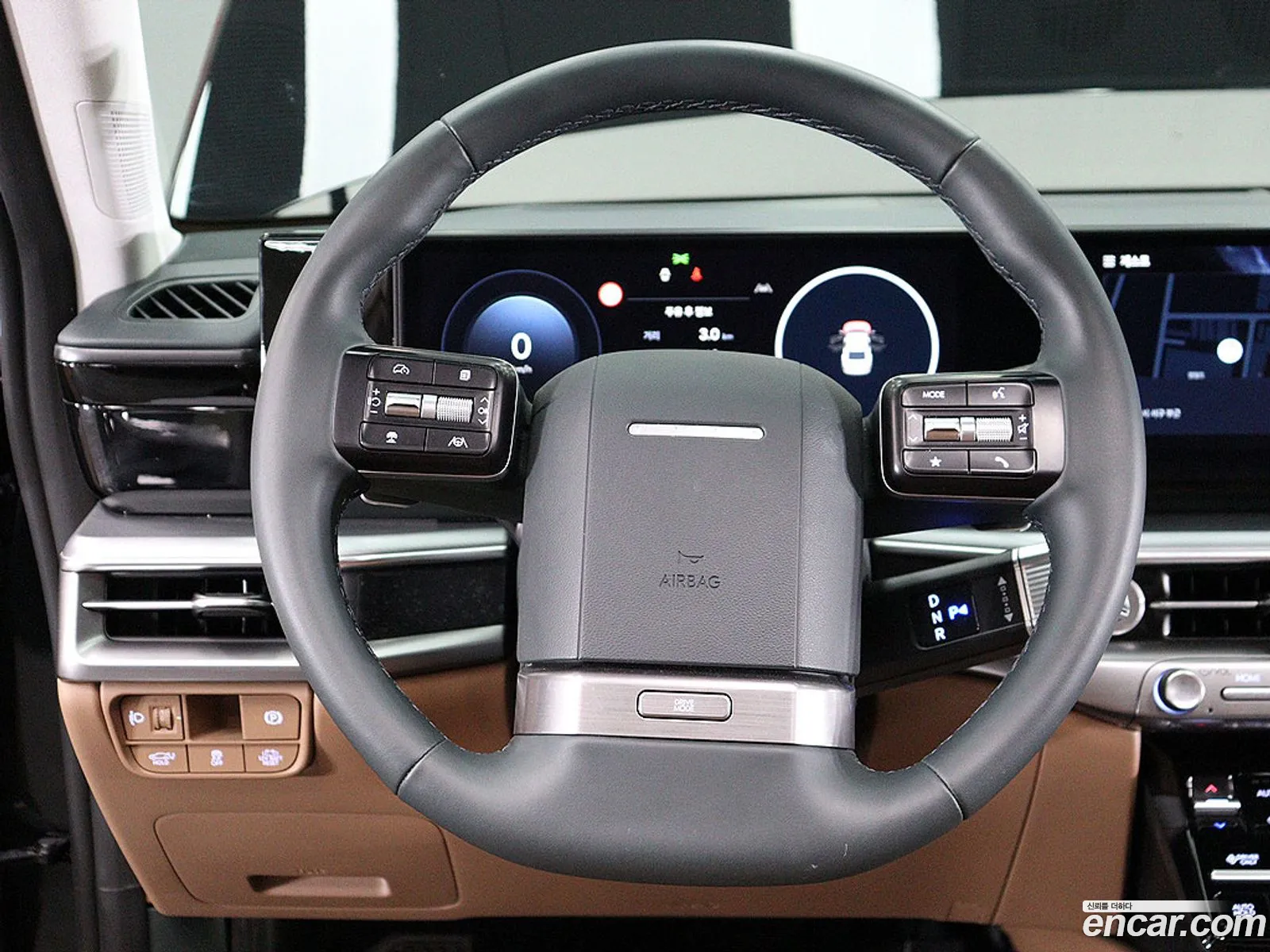 Hyundai Grandeur Hybrid 2024 — 10