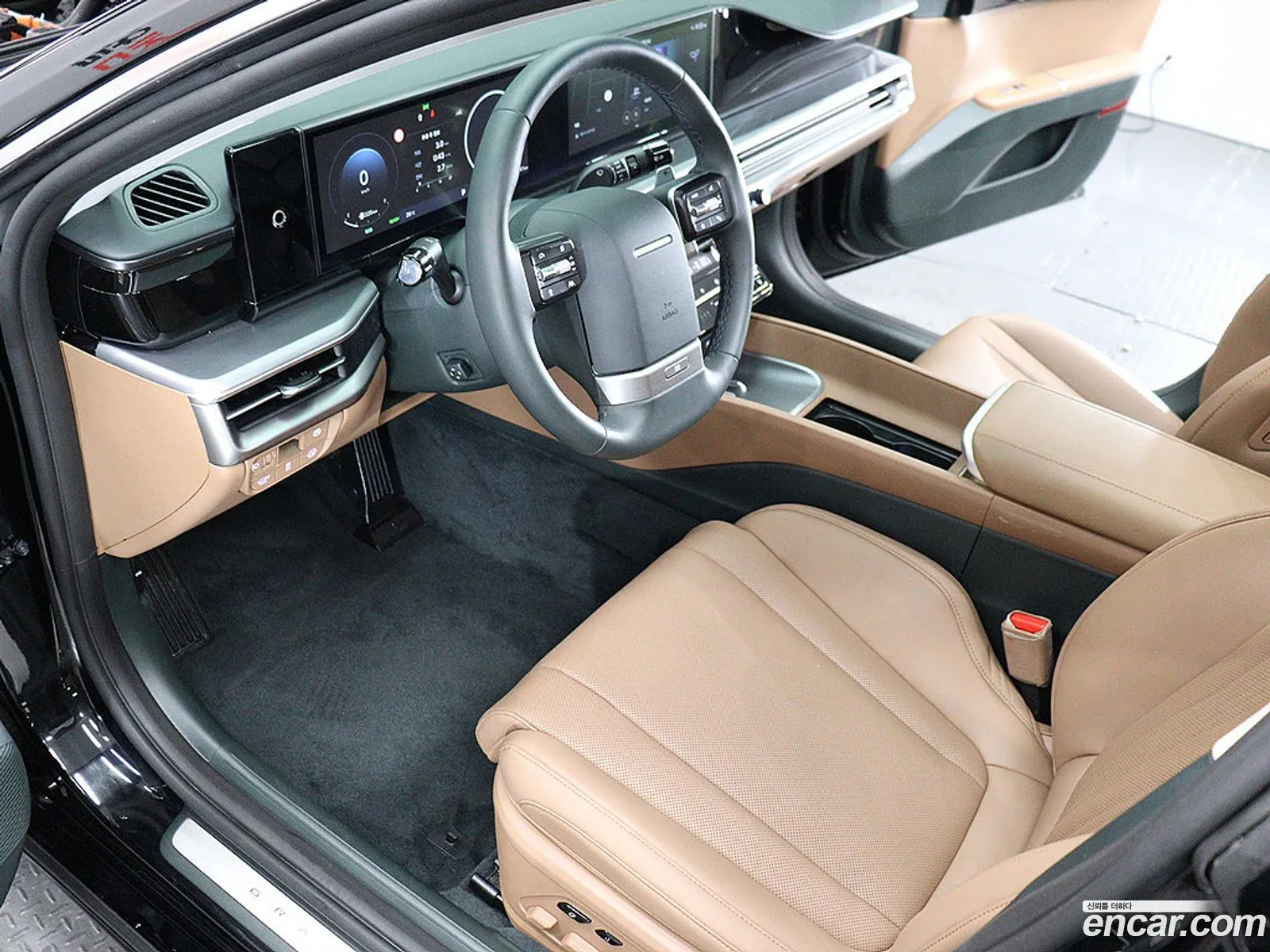 Hyundai Grandeur Hybrid 2024 — 3