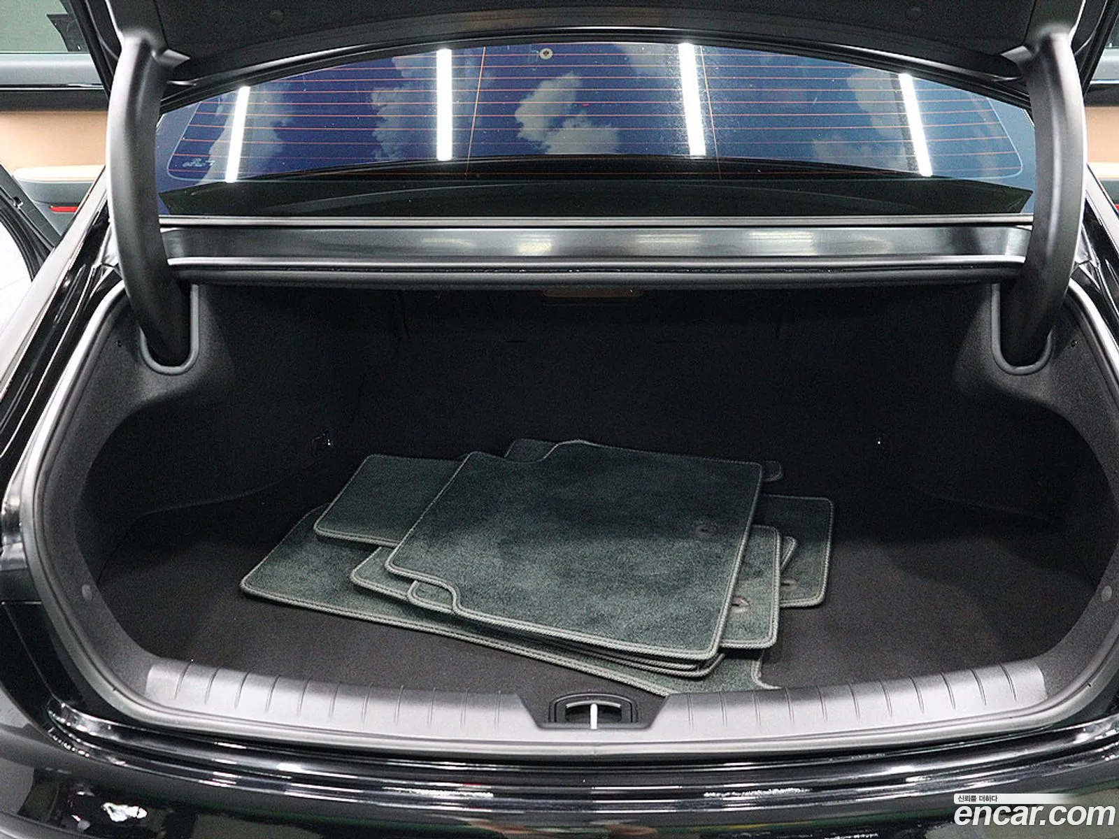 Hyundai Grandeur Hybrid 2024 — 2