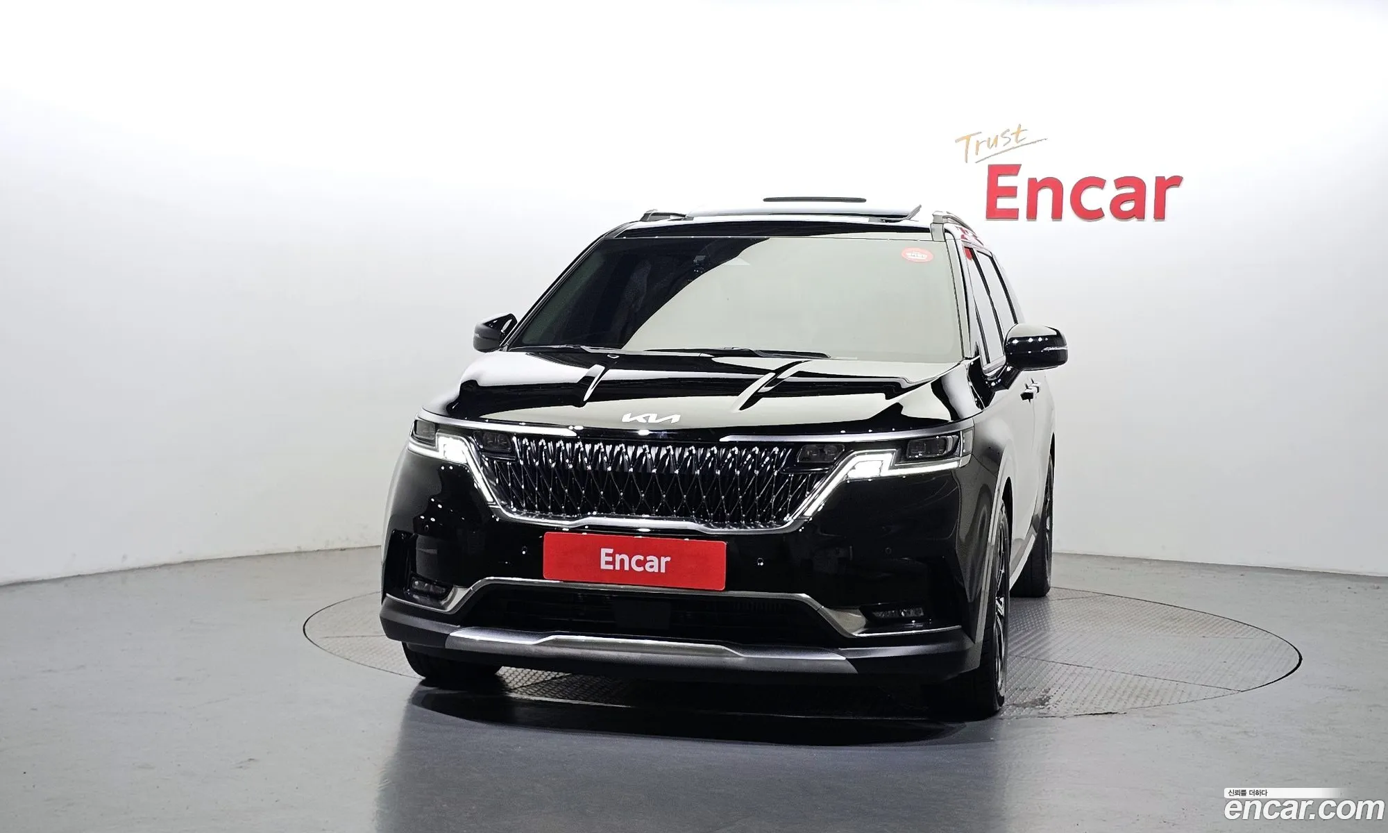Kia Carnival 2023 KNANE81BBPS328891 — 12