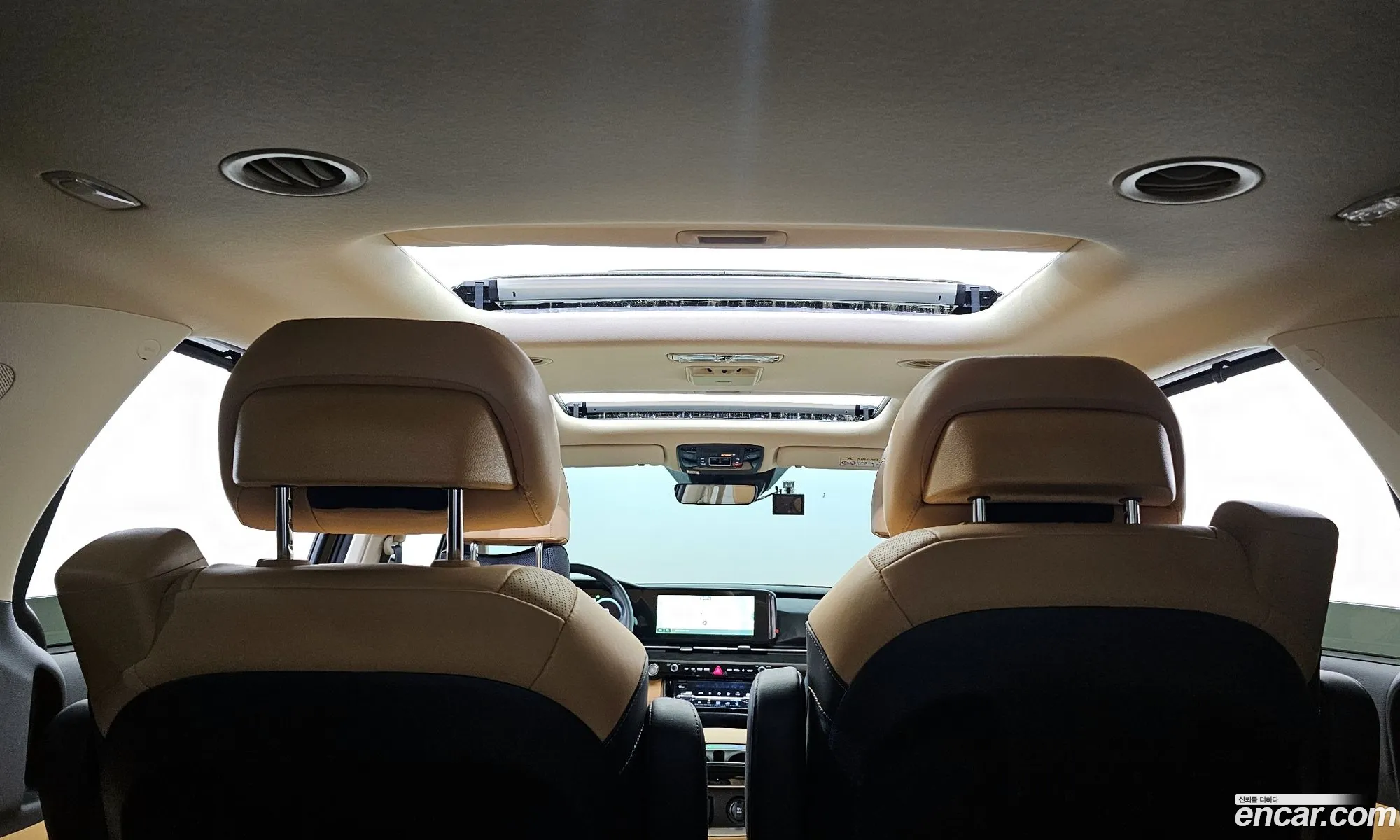 Kia Carnival 2023 KNANE81BBPS328891 — 7