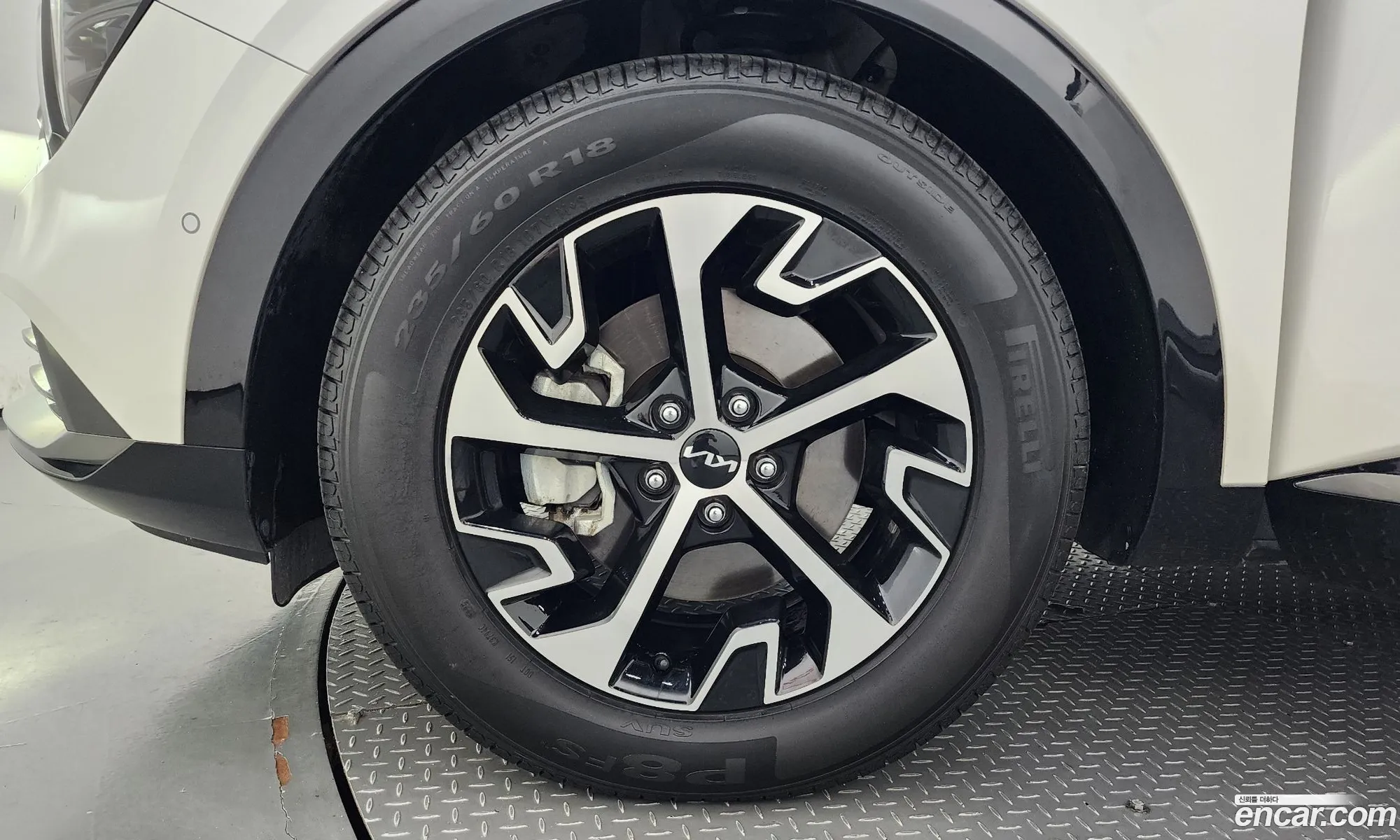 Kia Sportage Hybrid 2023 — 16