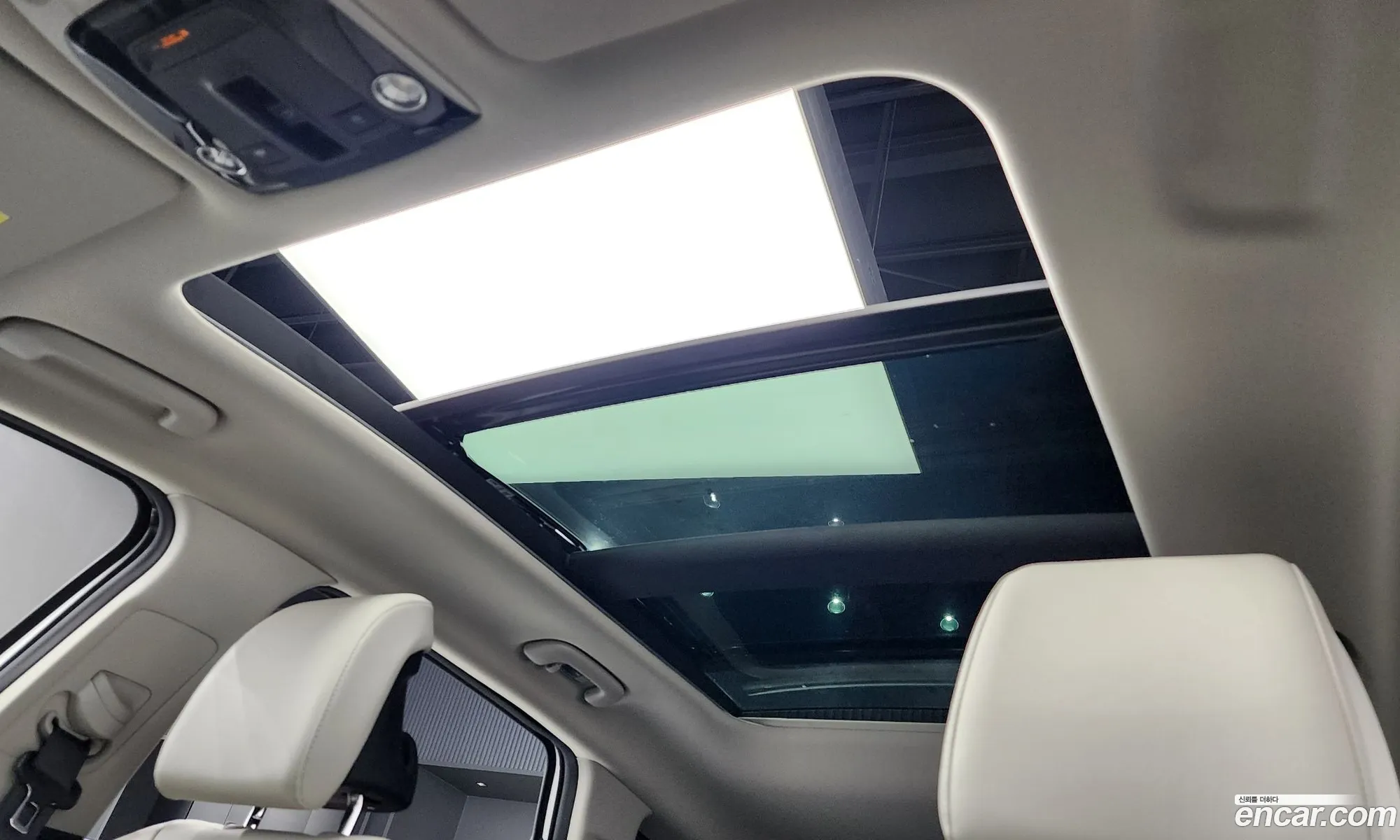 Kia Sportage Hybrid 2023 — 11