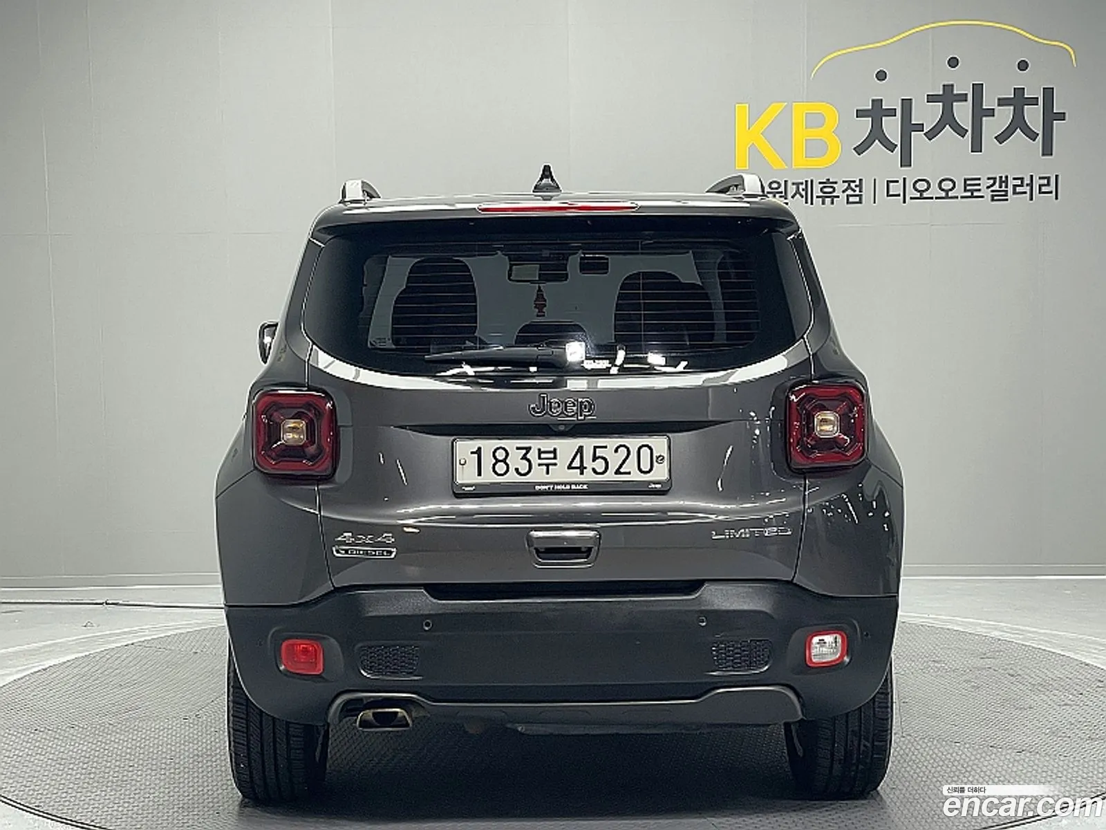 Jeep Renegade 2019 — 14