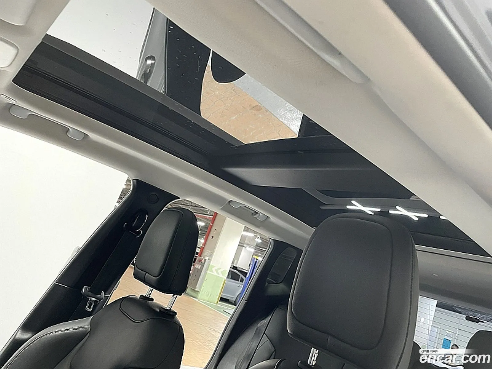 Jeep Renegade 2019 — 16