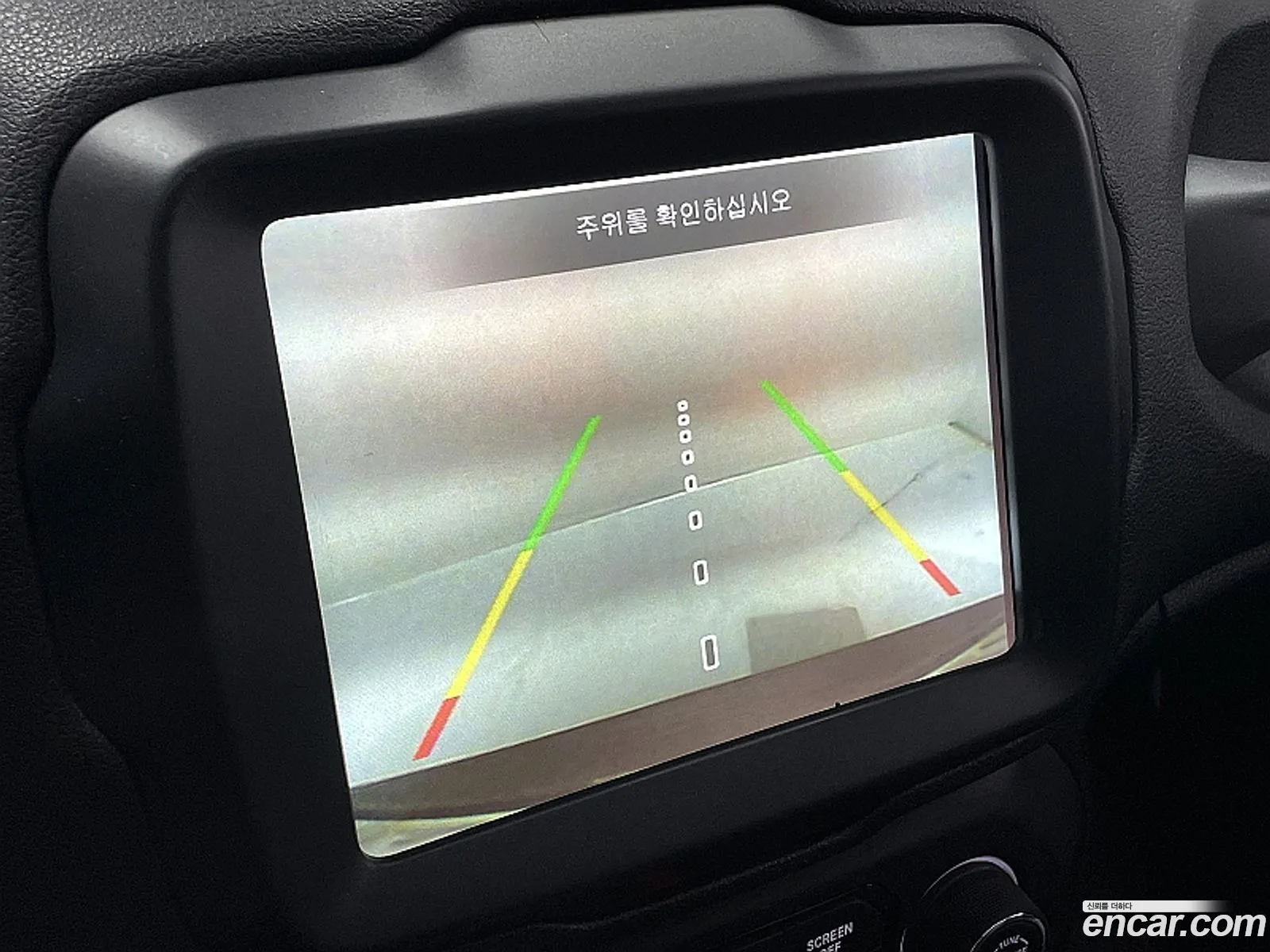 Jeep Renegade 2019 — 3