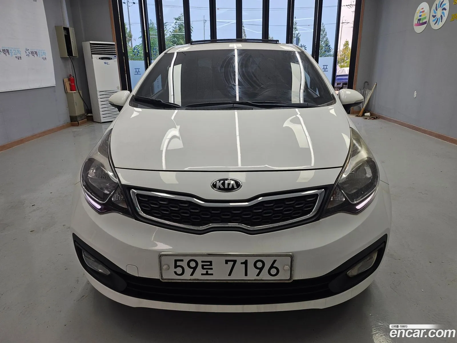 Kia Pride 2014 — 11