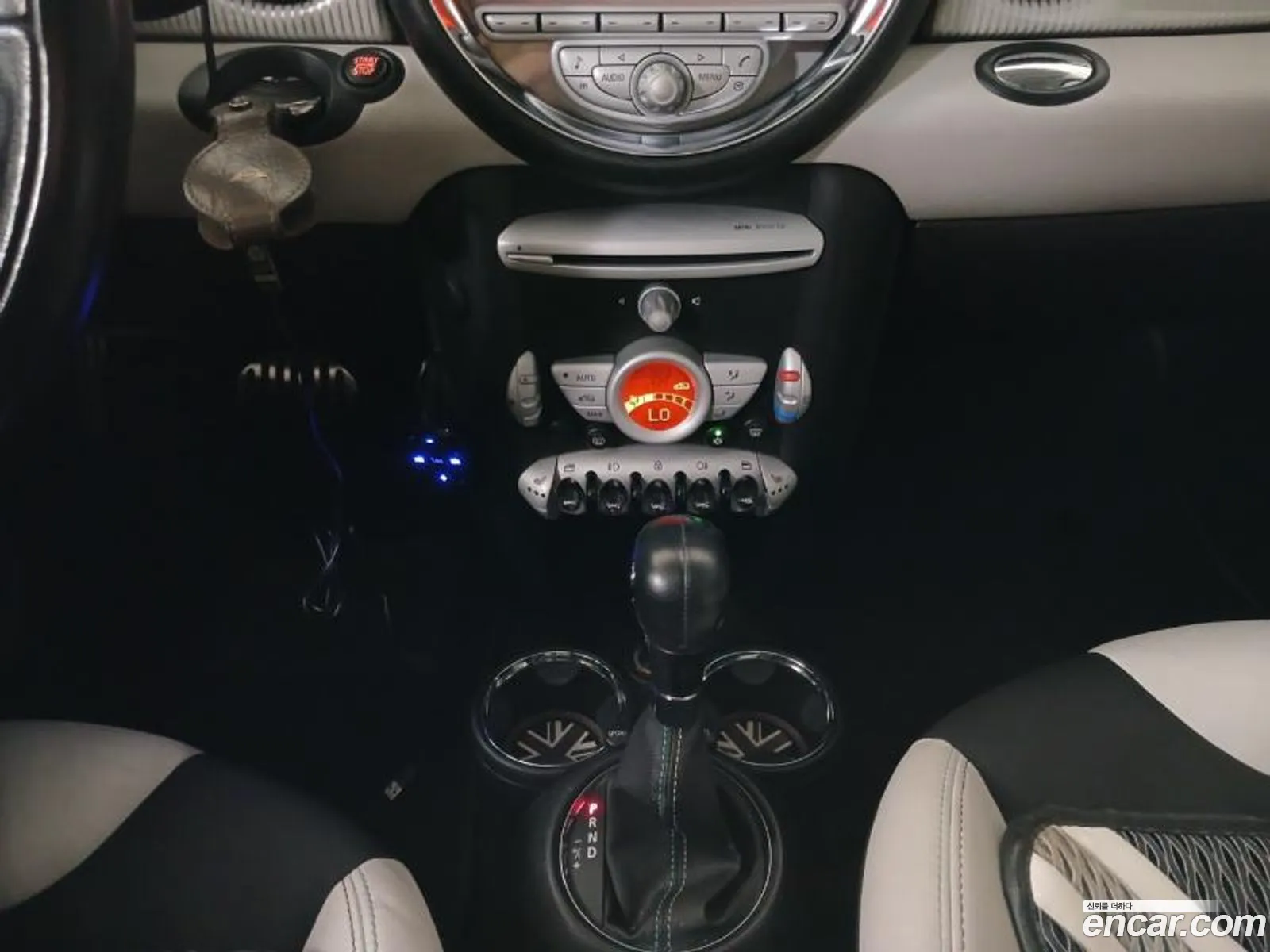Mini Cooper S 2010 — 16