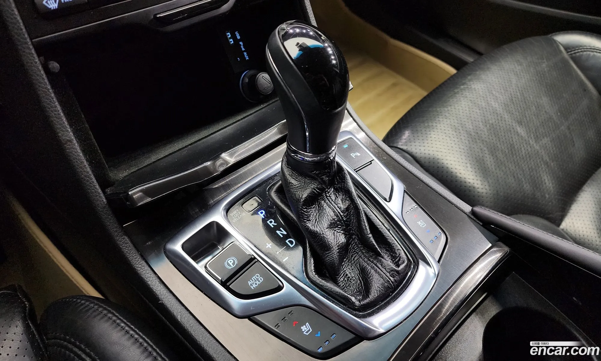 Hyundai Grandeur HG 2015 — 19