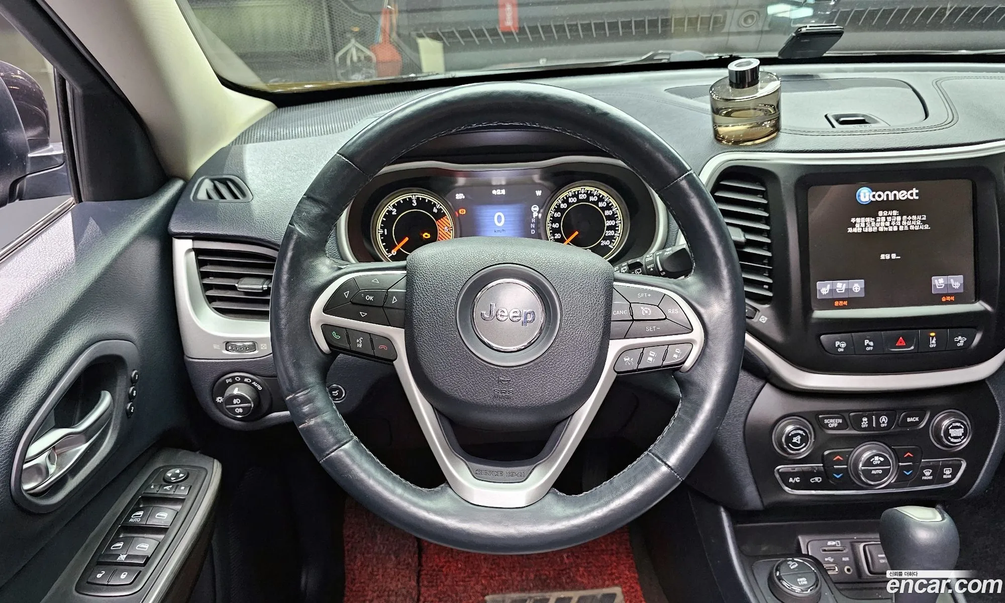 Jeep Cherokee 2015 — 14