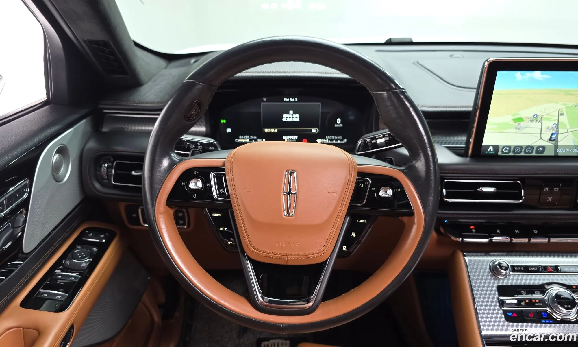 Lincoln Aviator 2021 5LM5J9XC8NGL00612 — 14