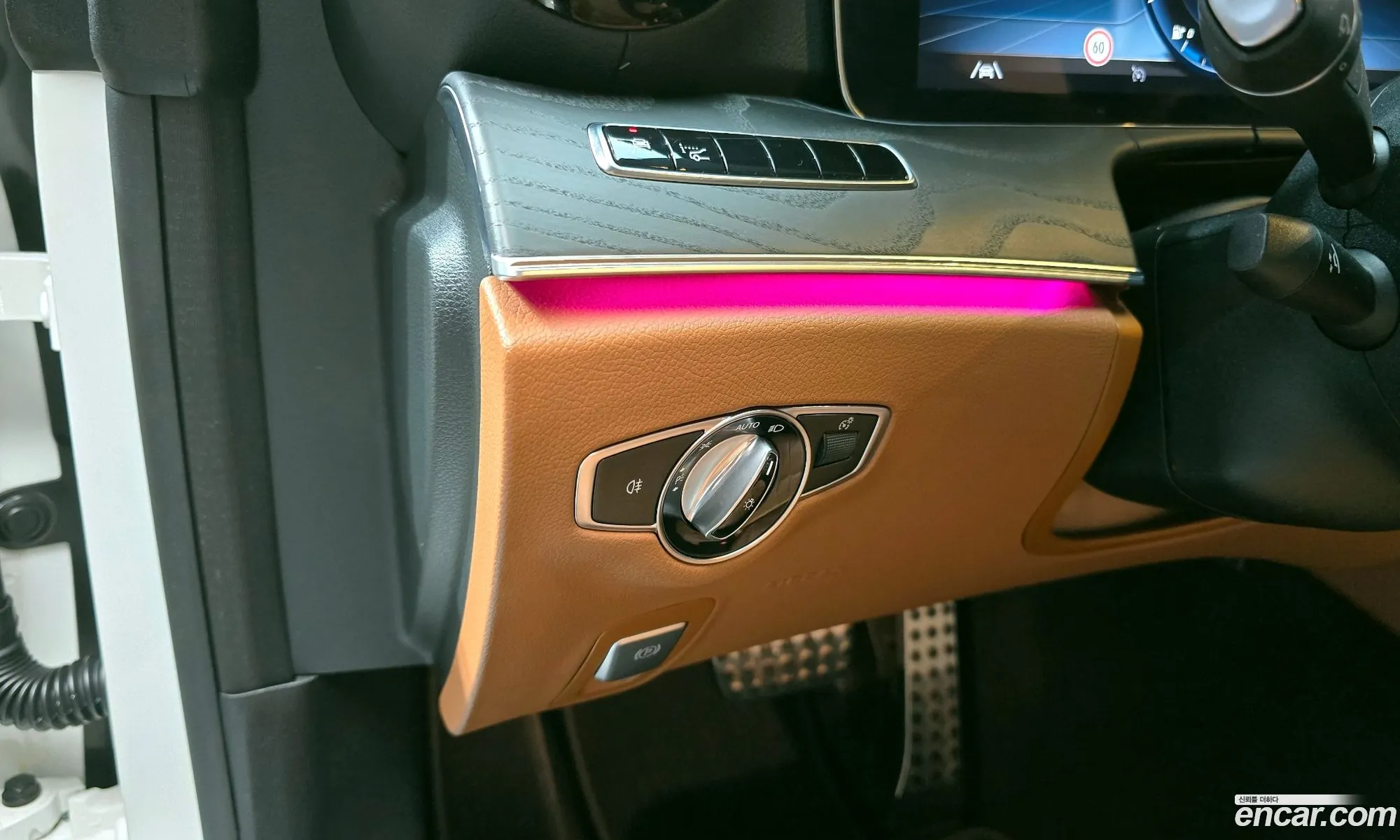 Mercedes-Benz E-Class W213 2020 — 17