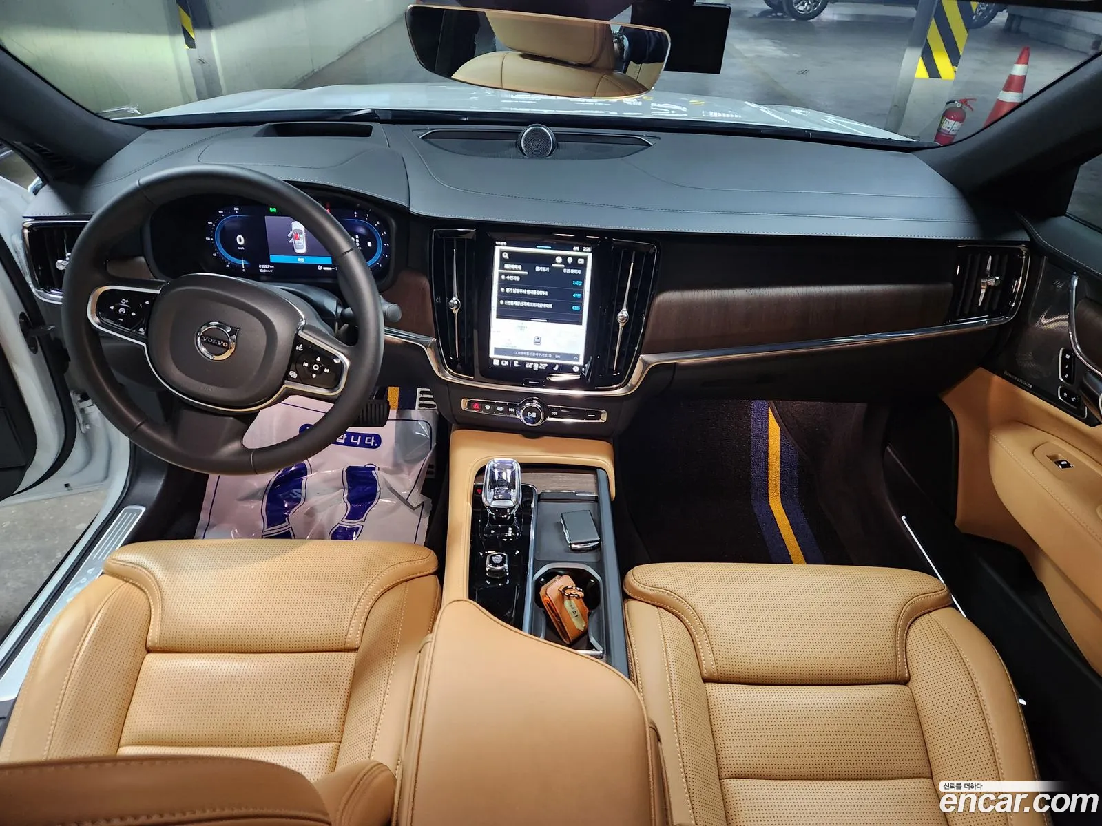 Volvo S90 2024 — 2