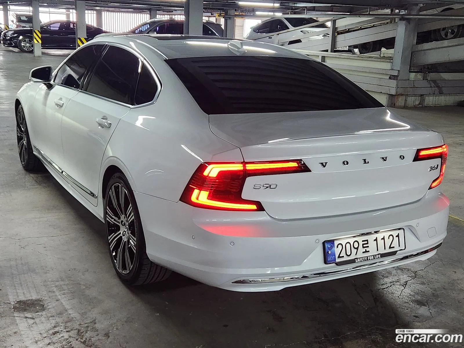 Volvo S90 2024 — 18