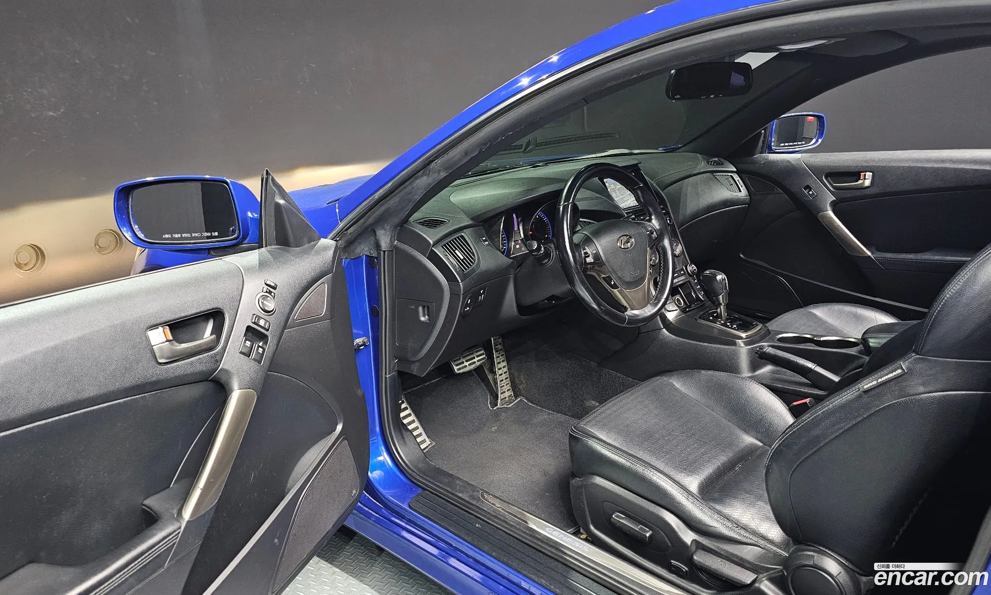 Hyundai Genesis Coupe 2012 — 13