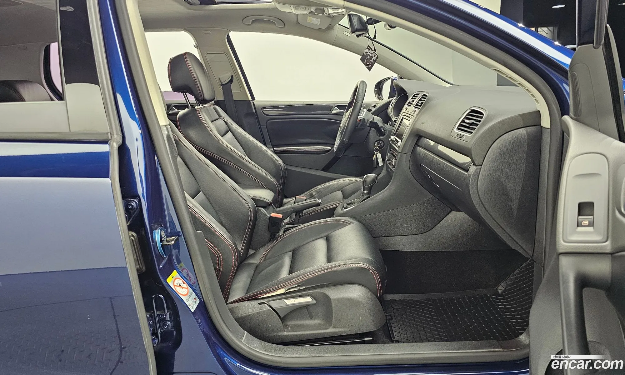 Volkswagen Golf 6th Gen 2012 — 6
