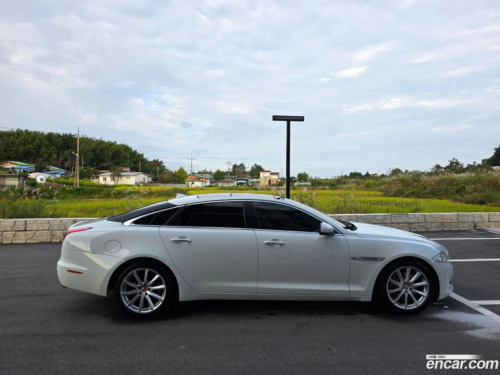 Jaguar XJ 2015 — 10