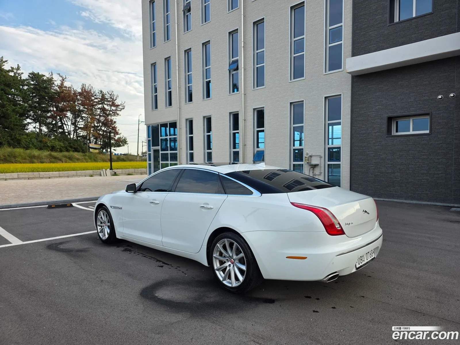 Jaguar XJ 2015 — 7
