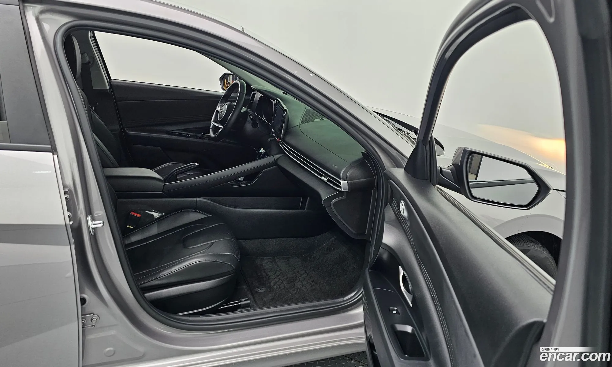 Hyundai Elantra 2021 — 8